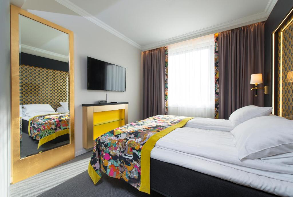 Room Queen Bed Non Smoking