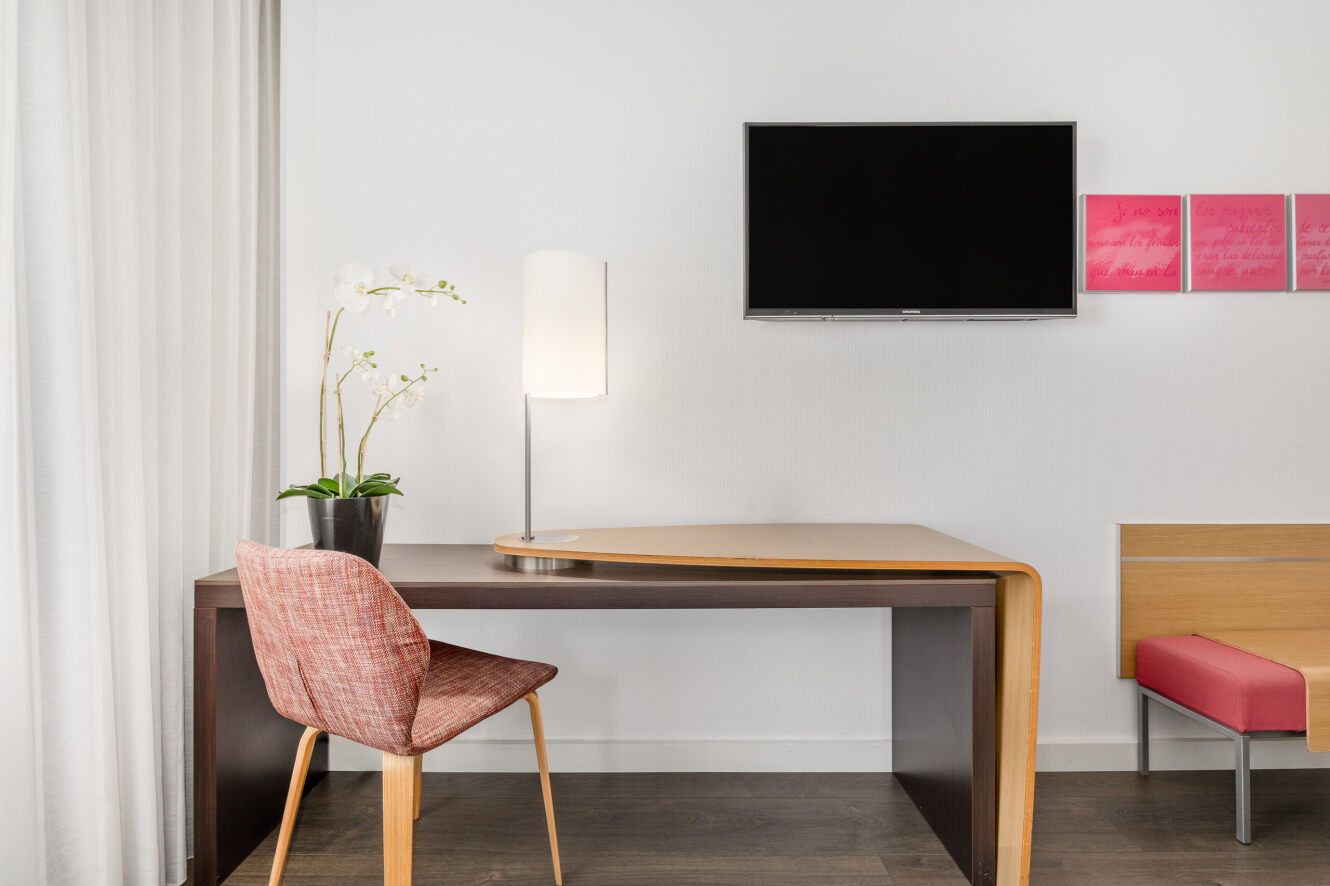 Double Connecting Room