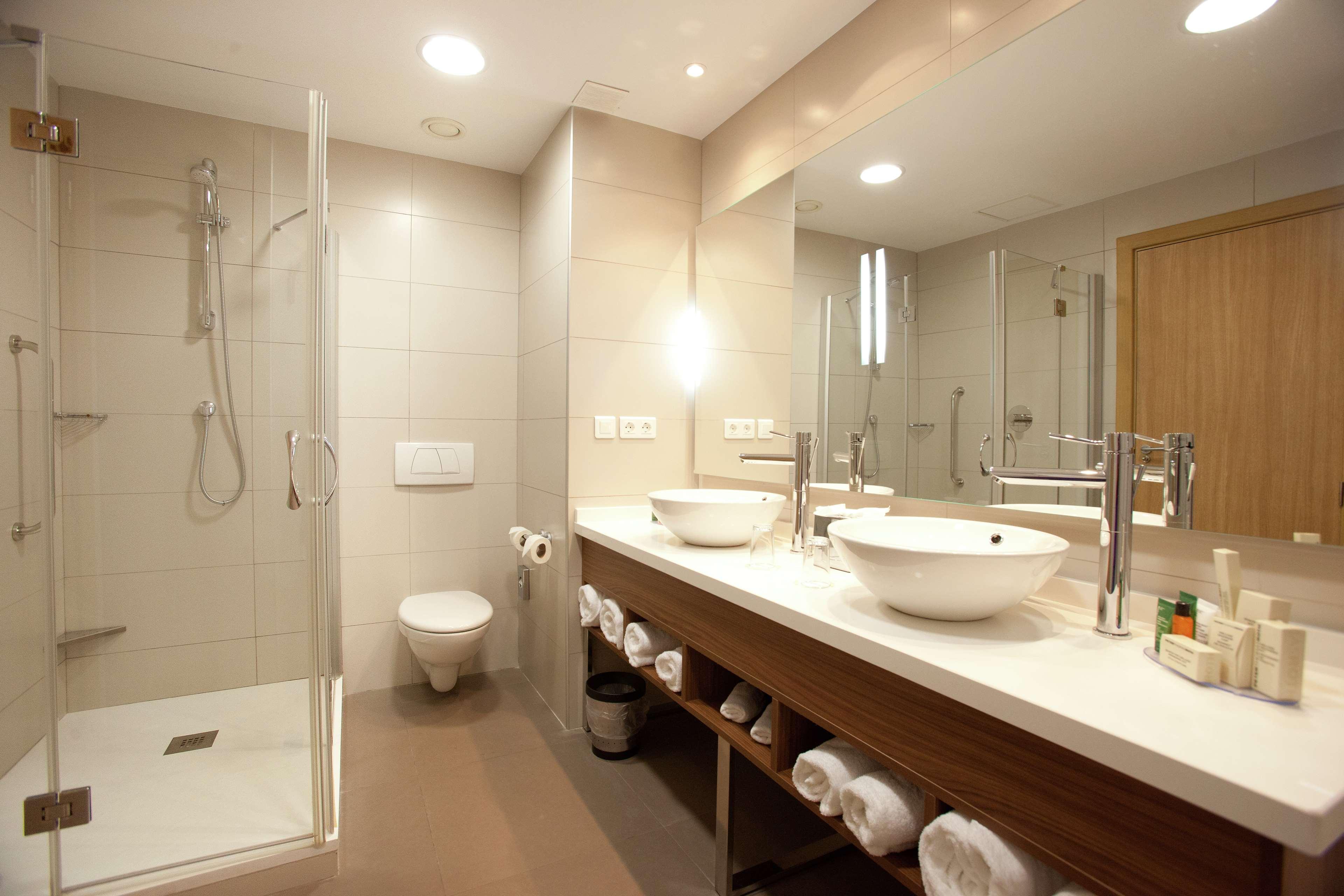 Suite King Bed One Bedroom 