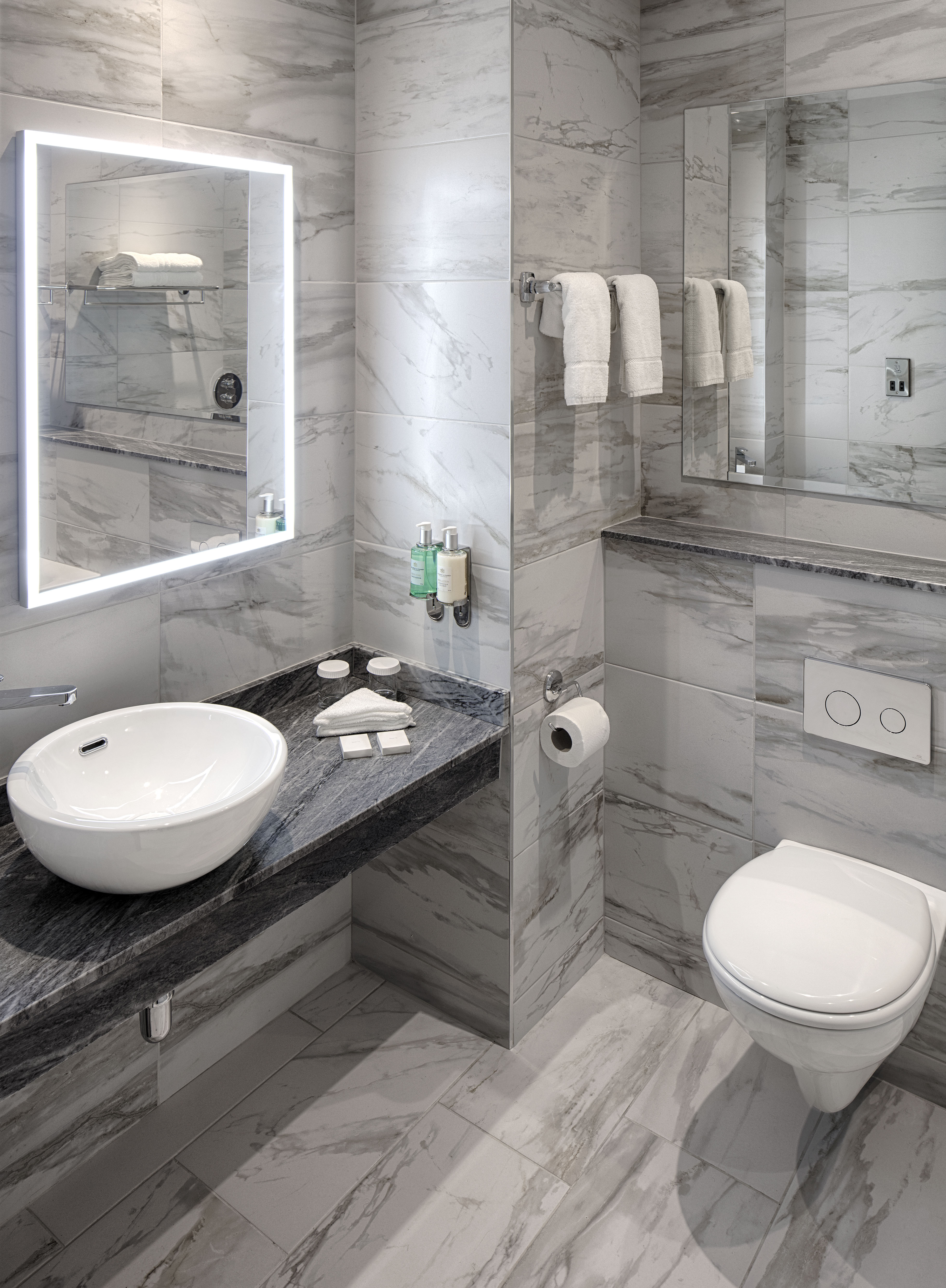 Double Club King Bed