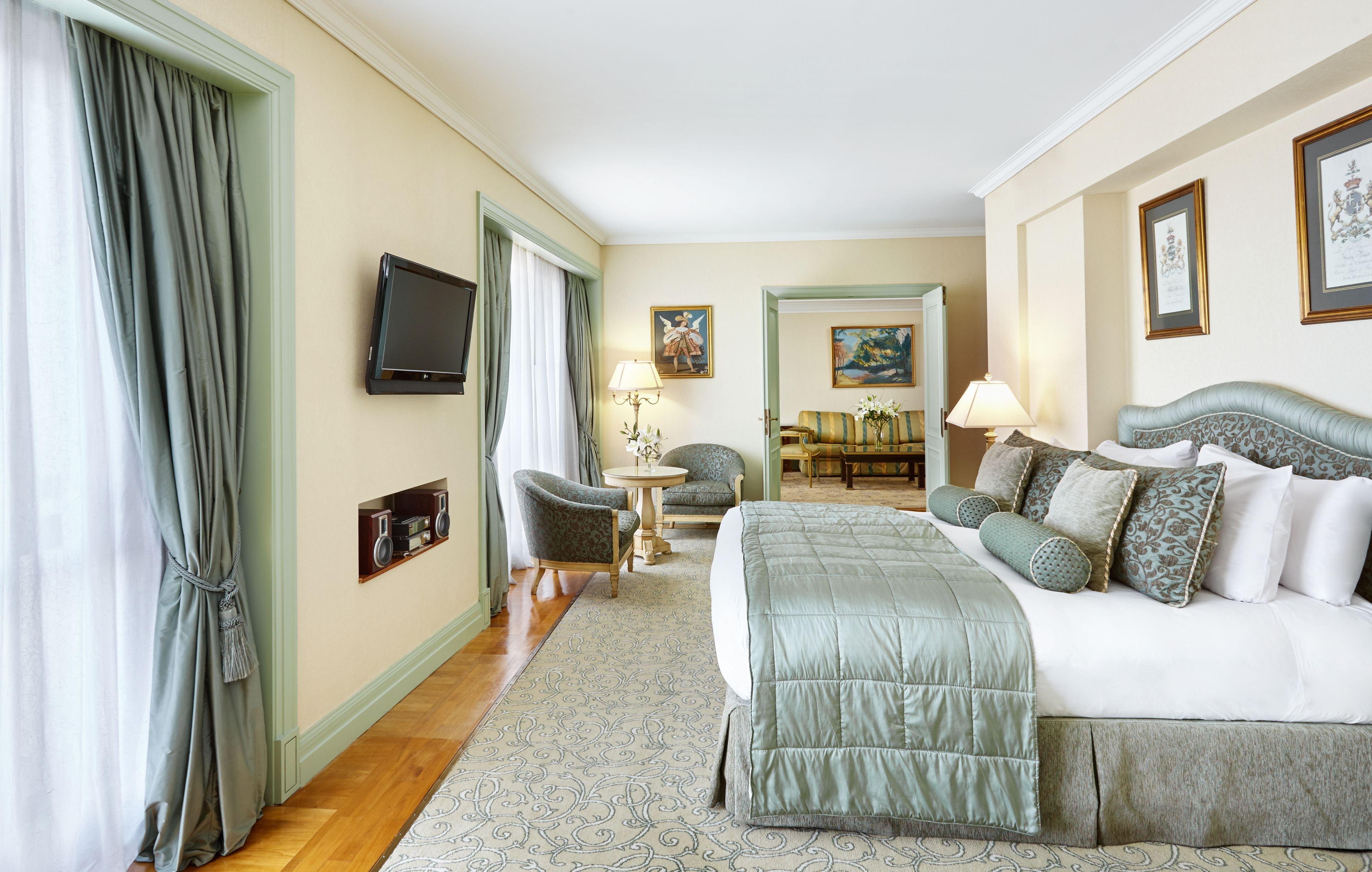 Double King Size Bed