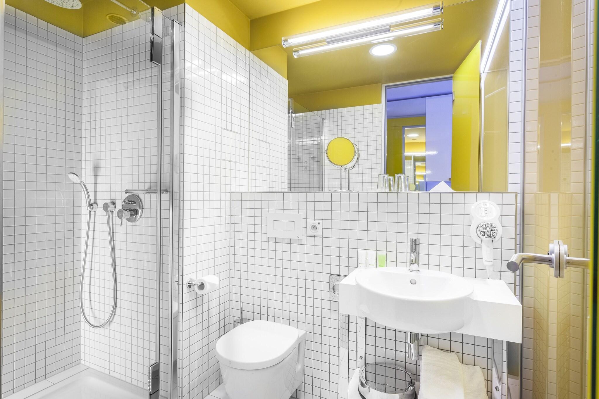 Suite Queen Size Bed