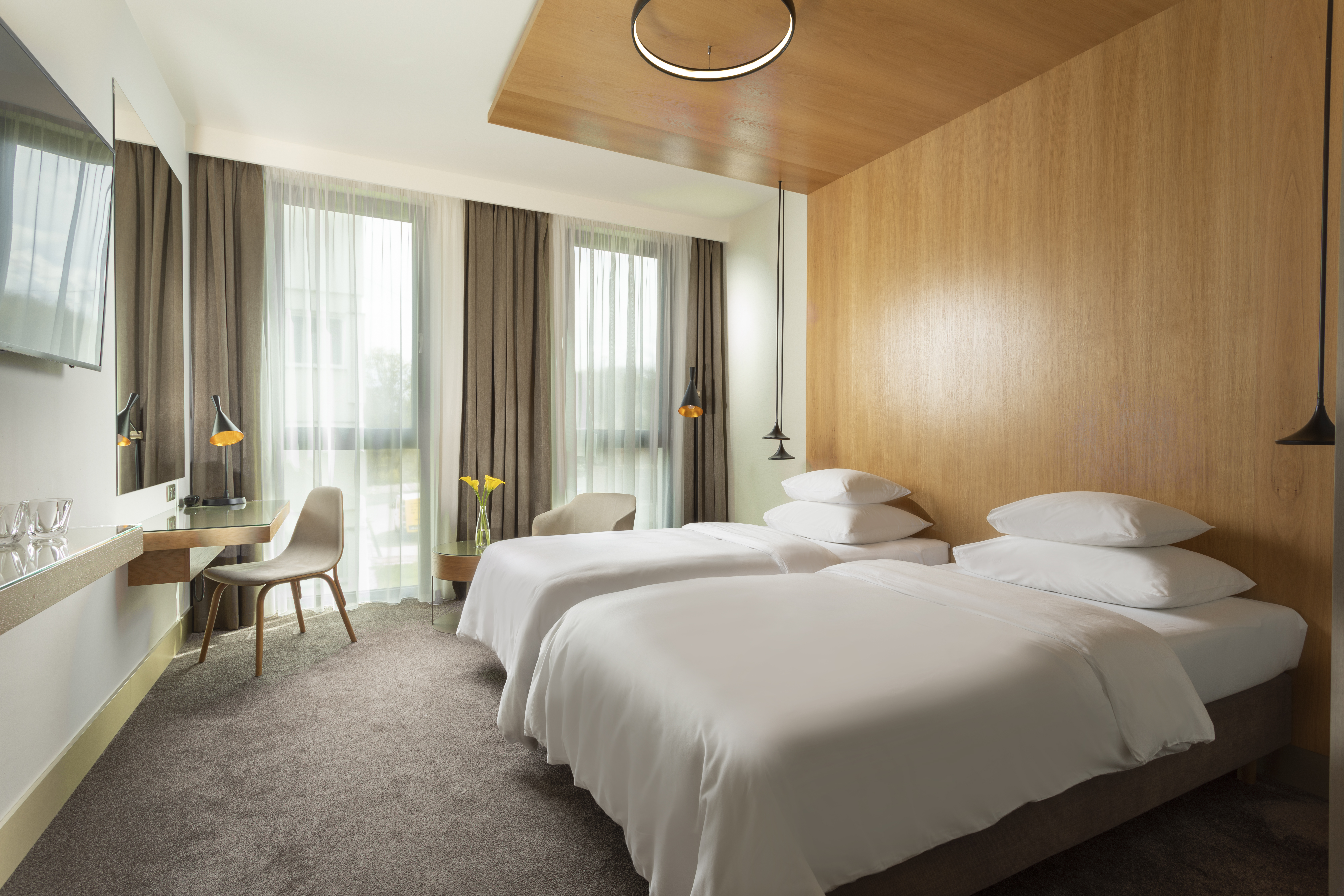 Double or Twin Deluxe