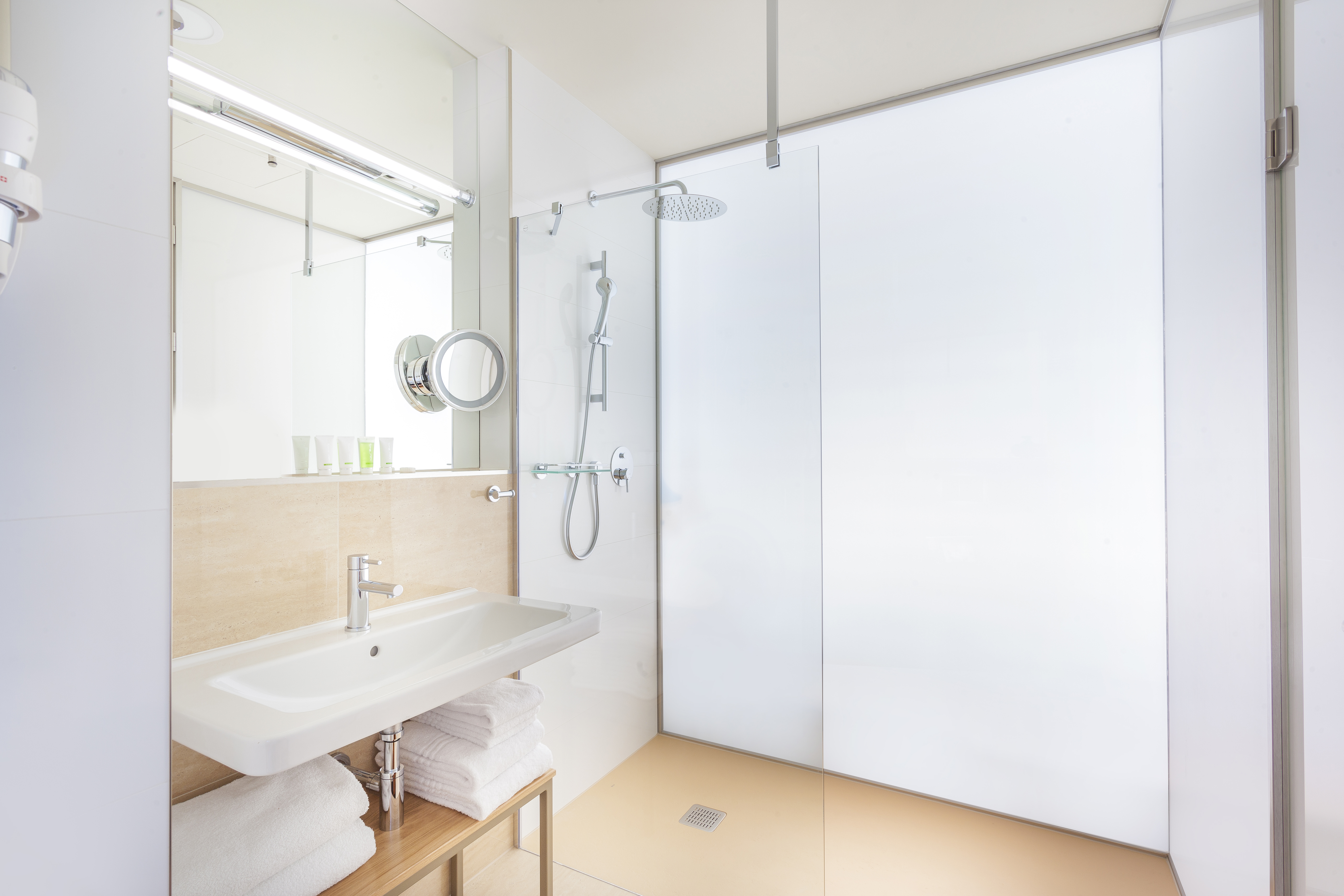 Double or Twin Deluxe