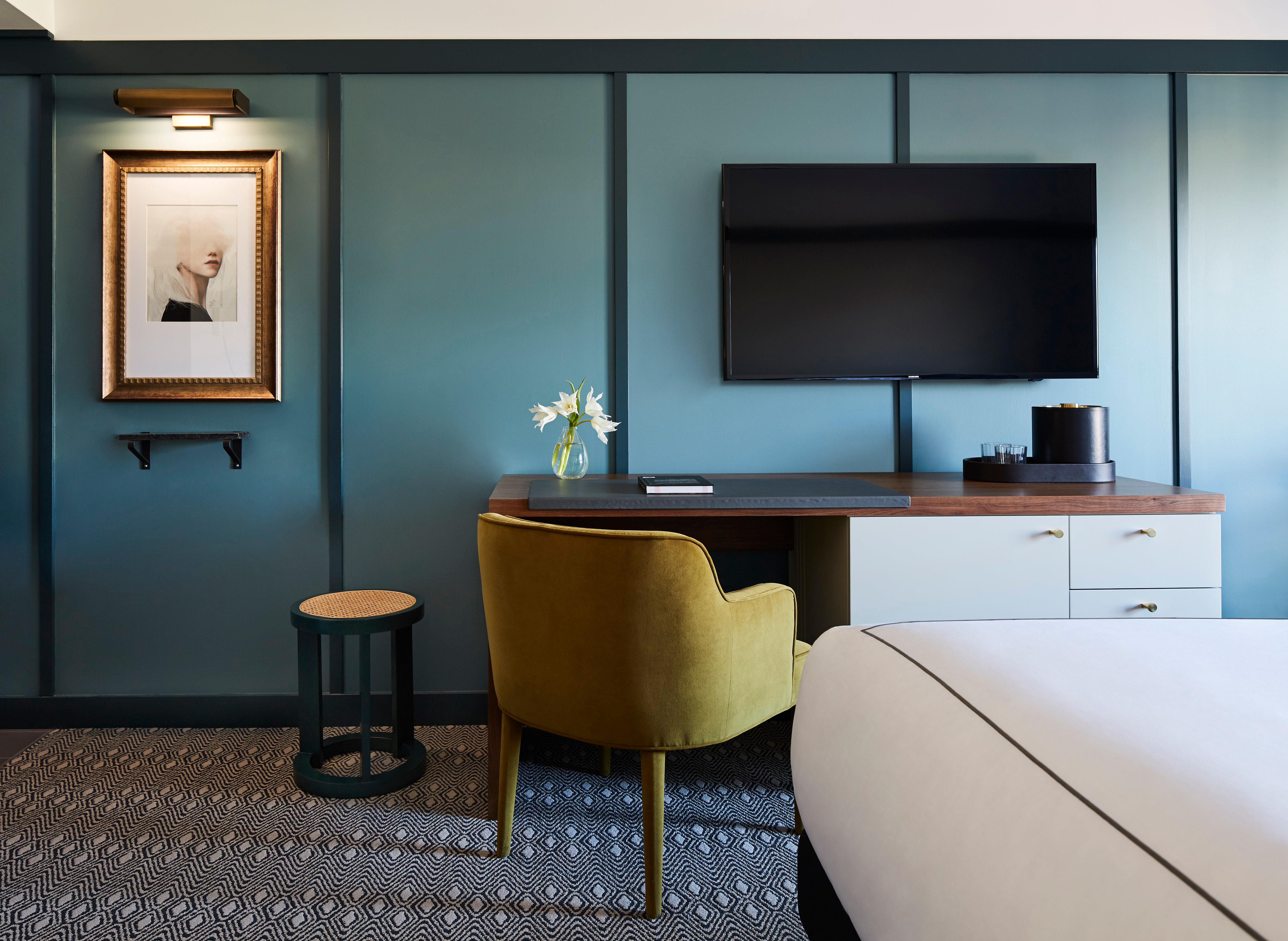 Double Premier King Bed