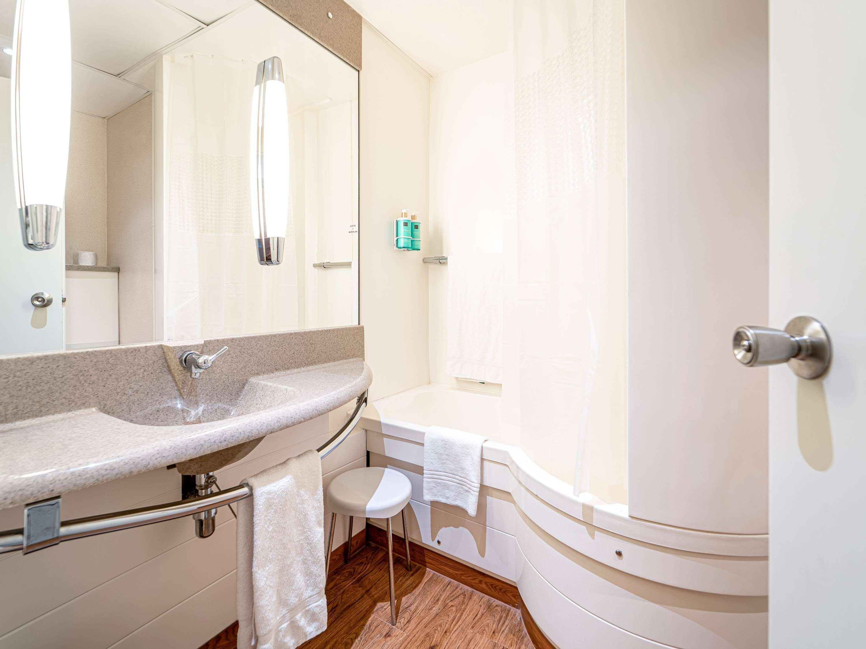 Double Superior with Double Bed