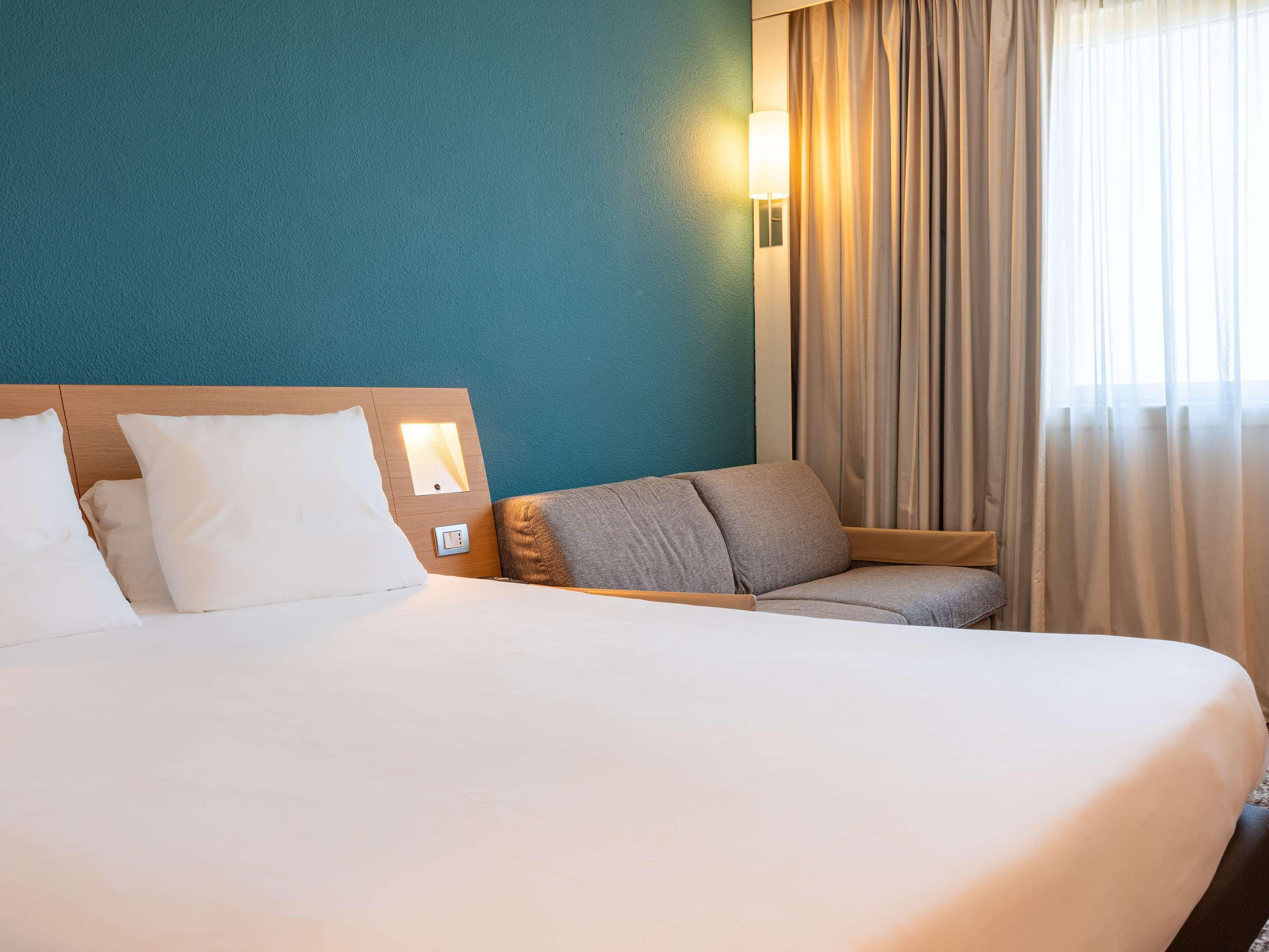 Double Superior with Double Bed