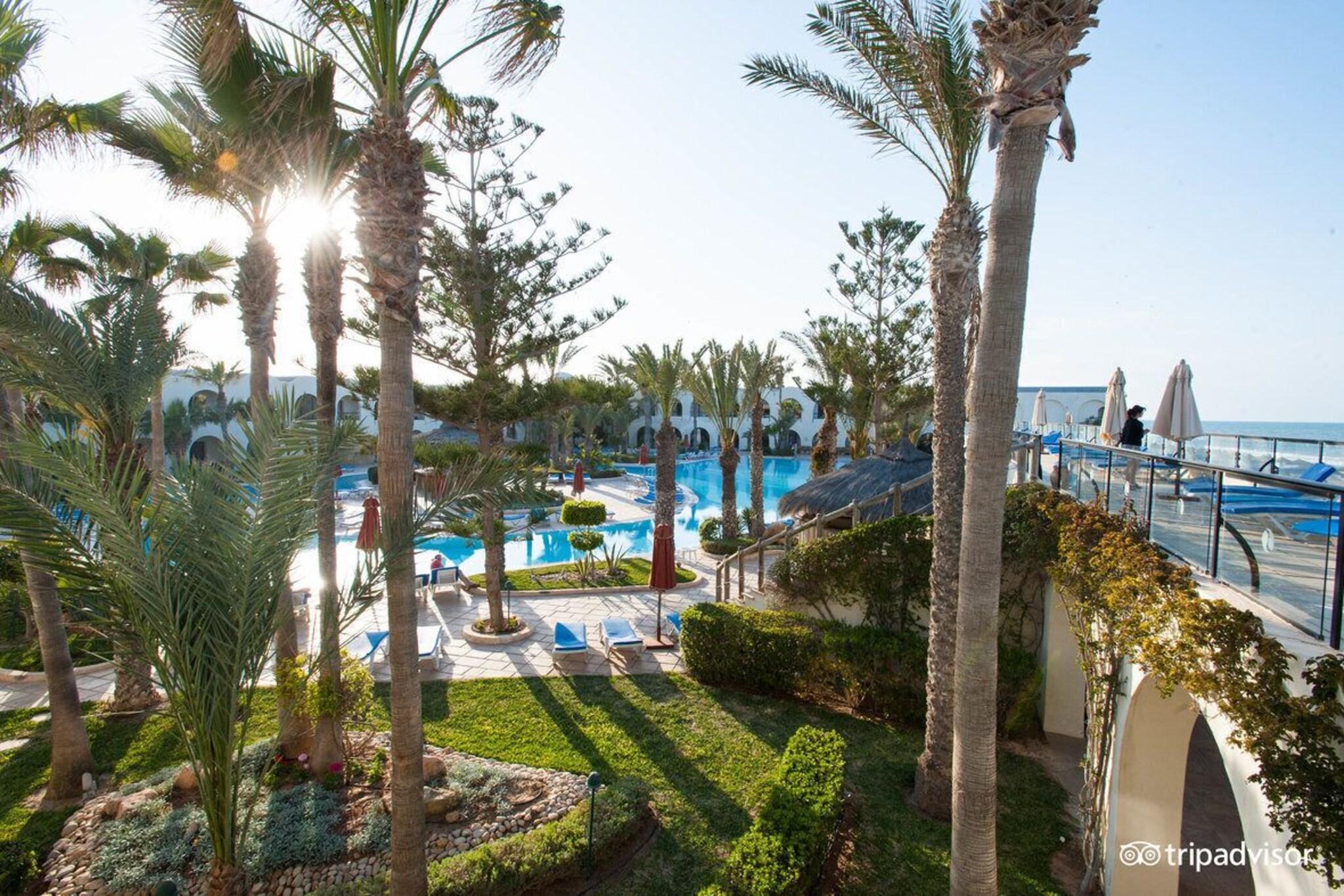 Double Pool View