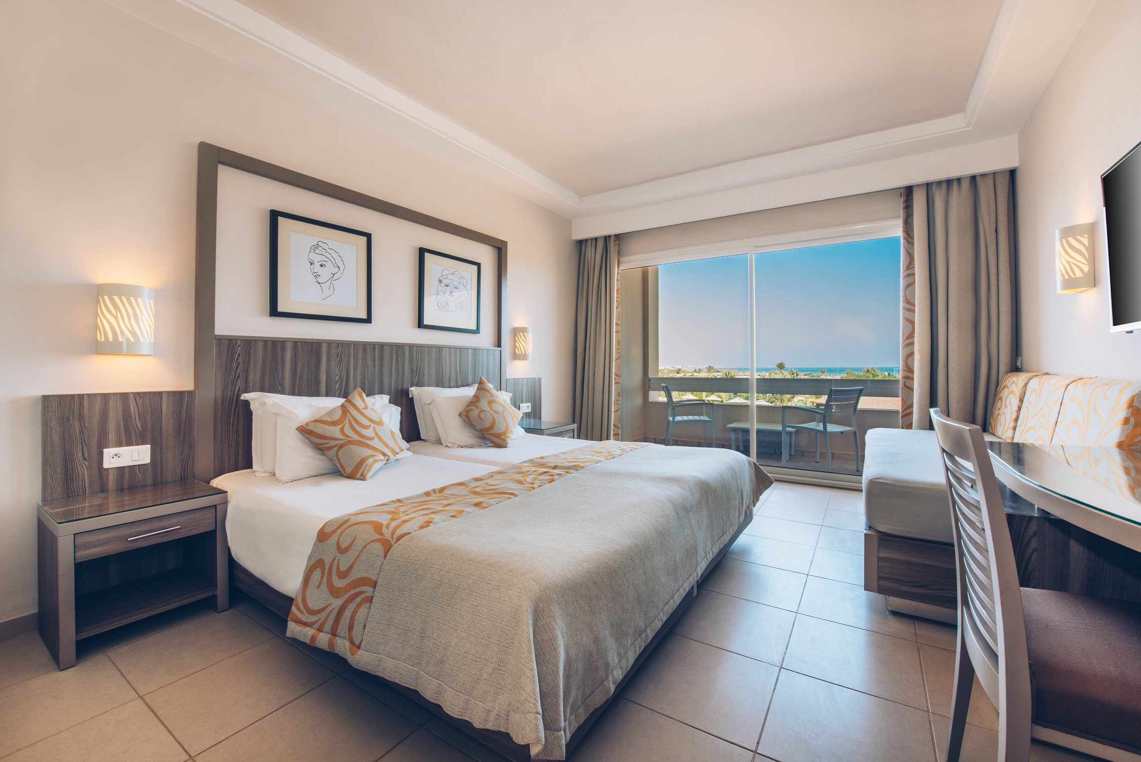 Double or Twin Connecting Room