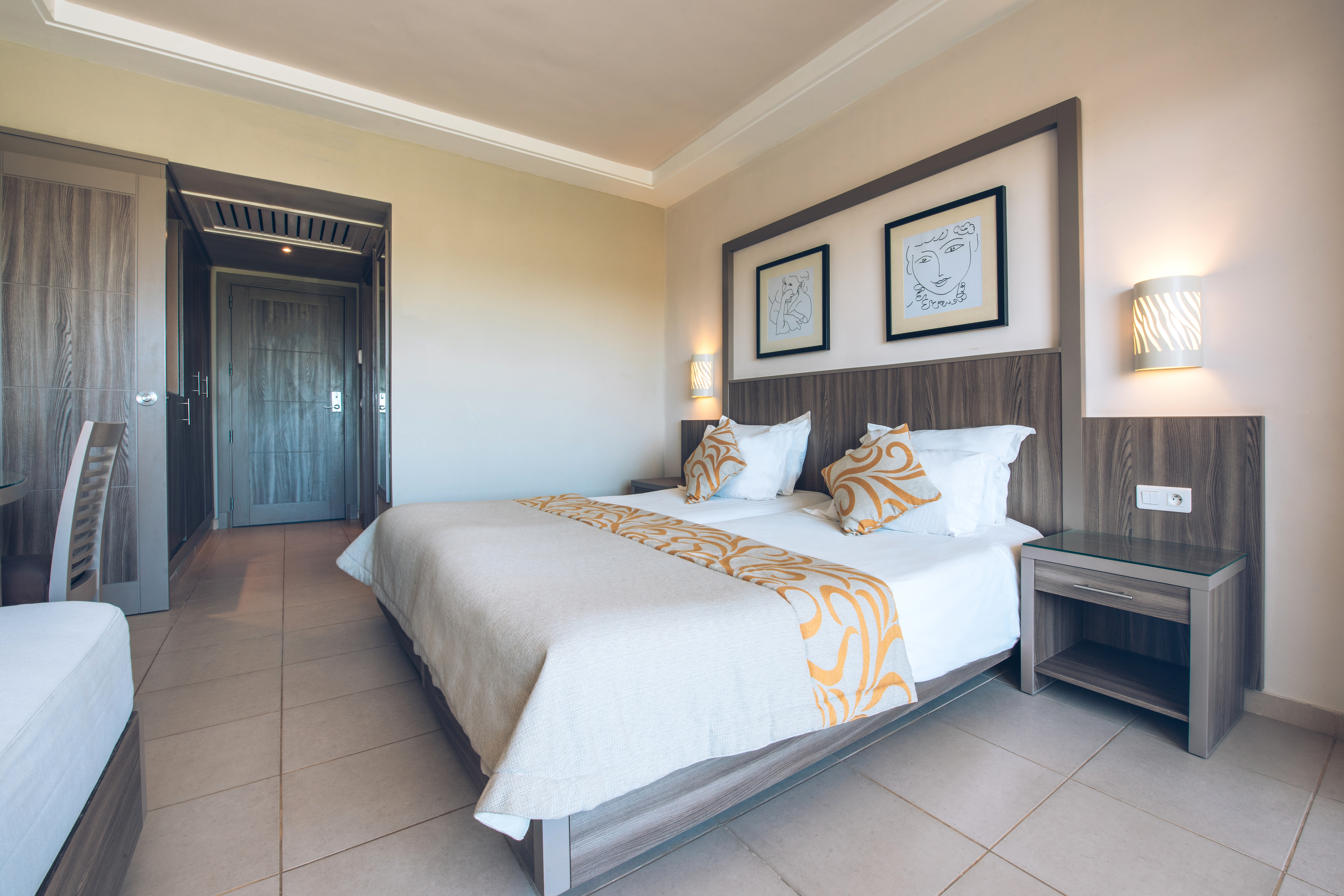 Double or Twin Connecting Room