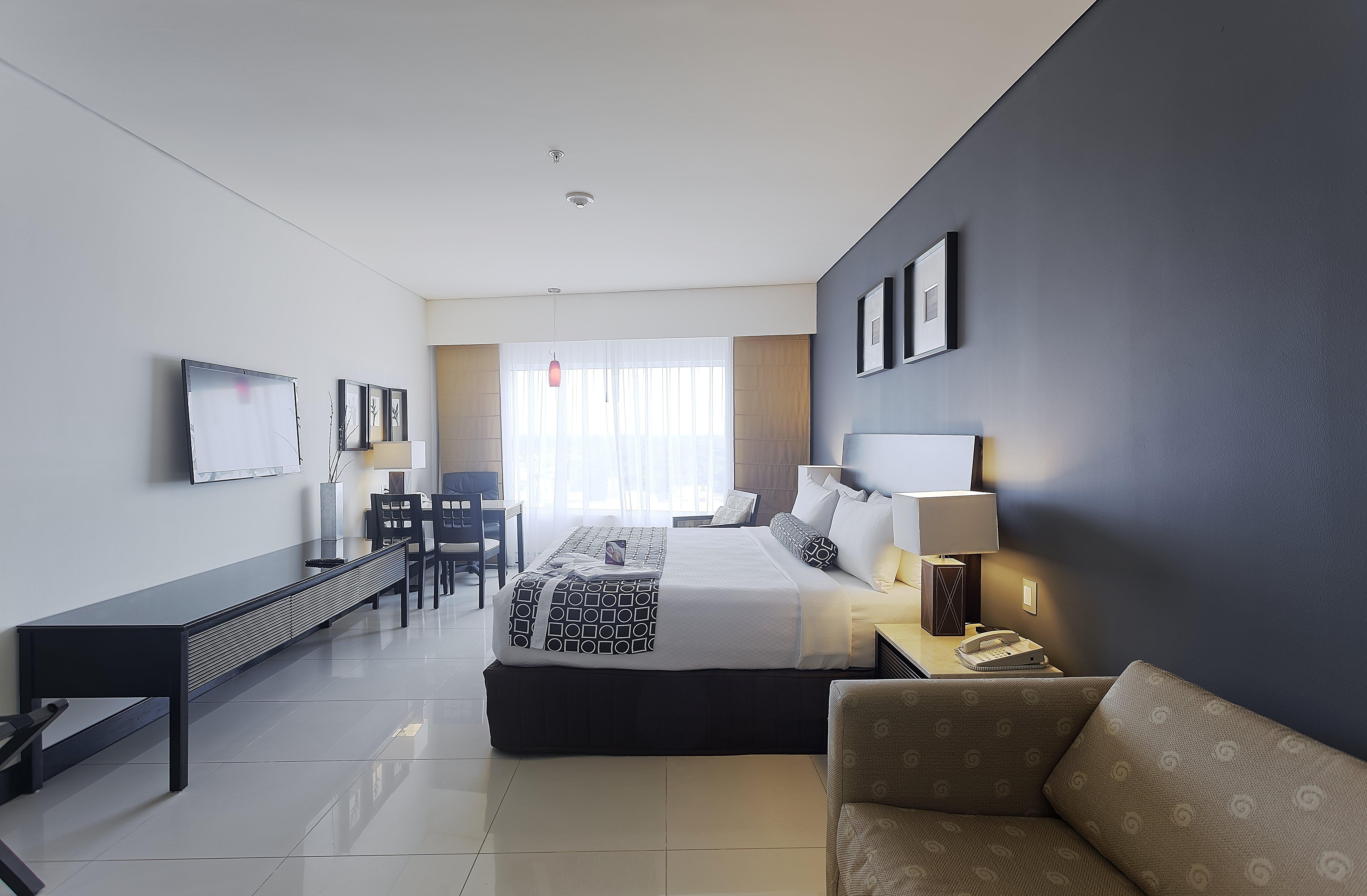 Junior Suite King Size Bed