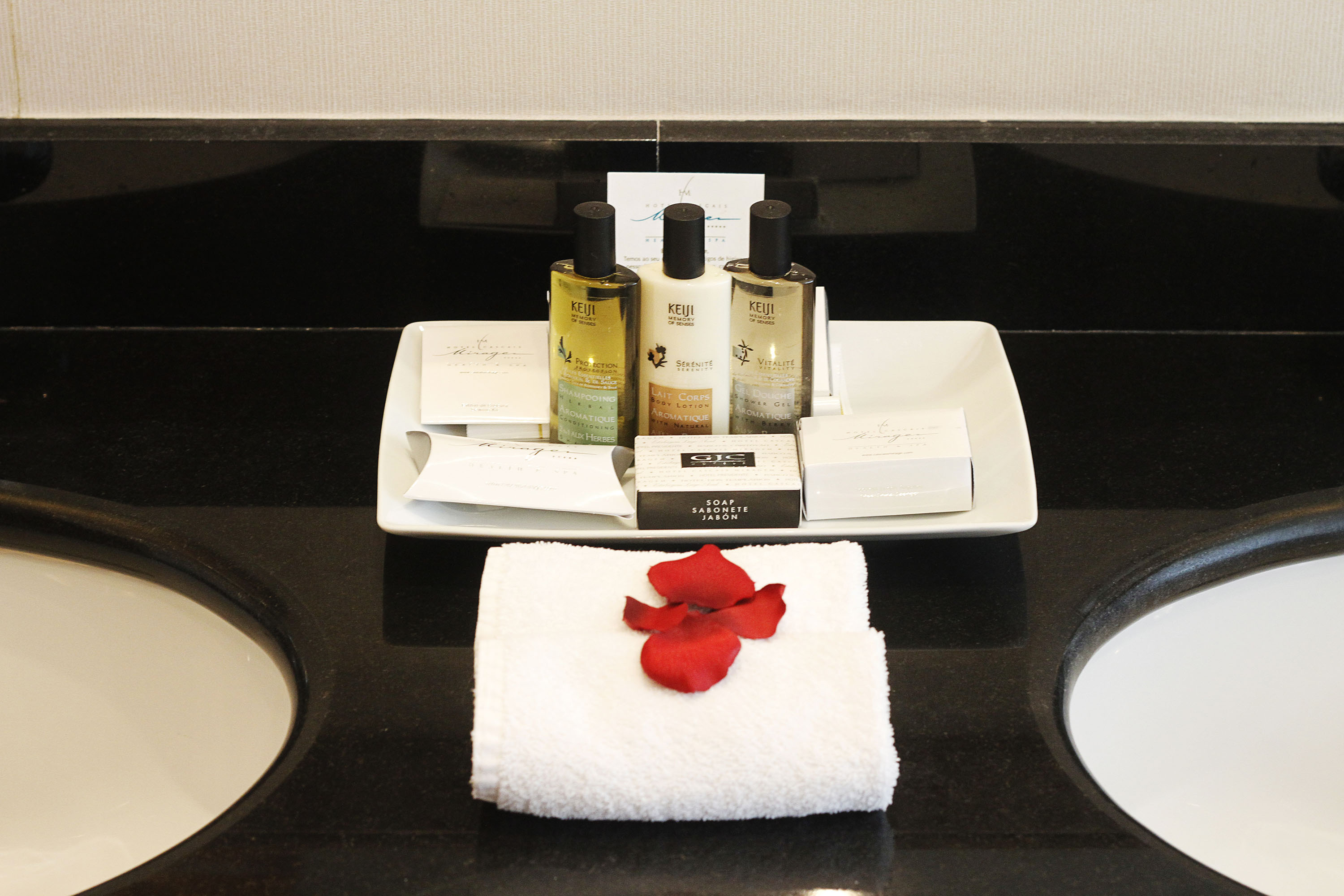 Double or Twin Deluxe