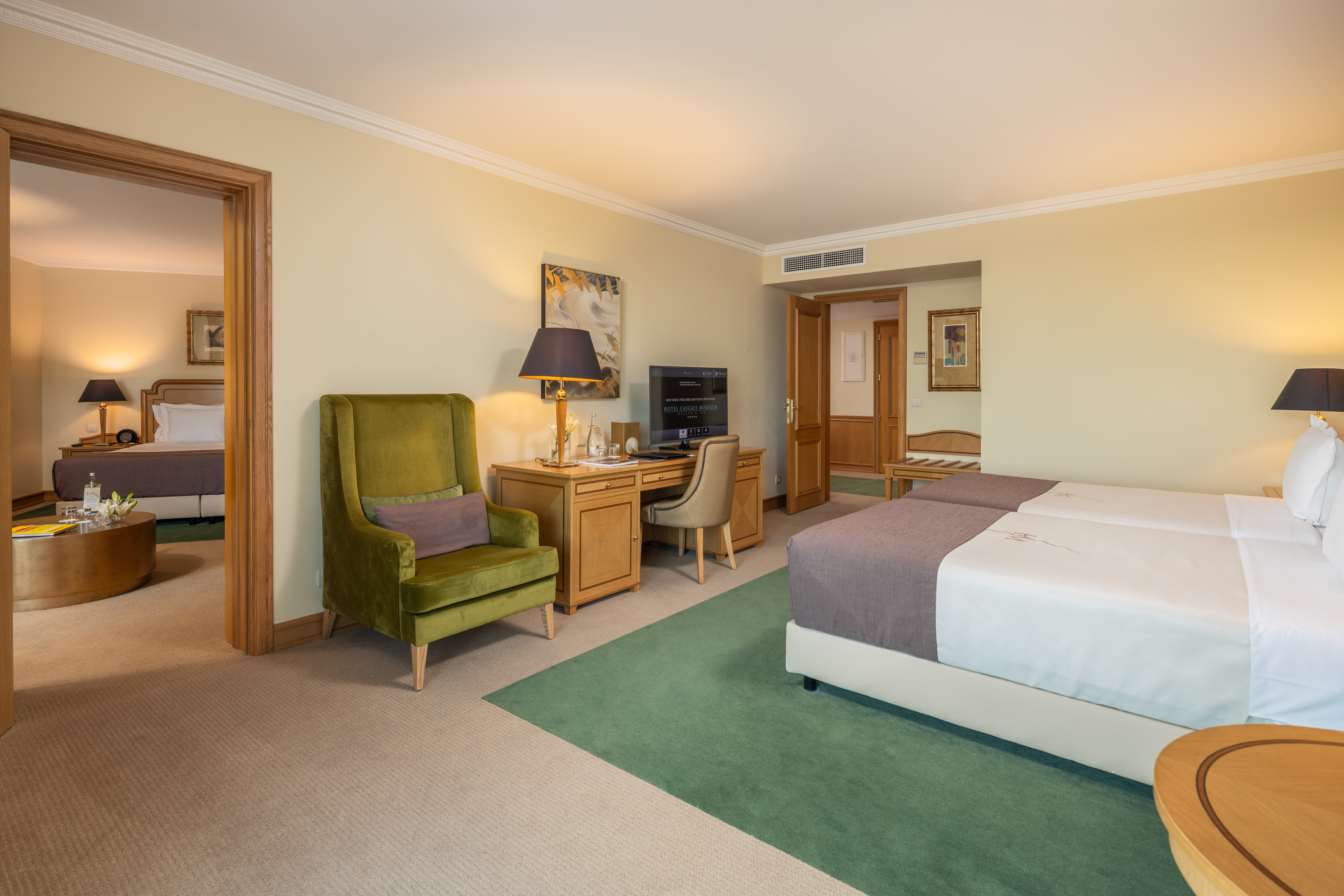 Family Room Connecting Room