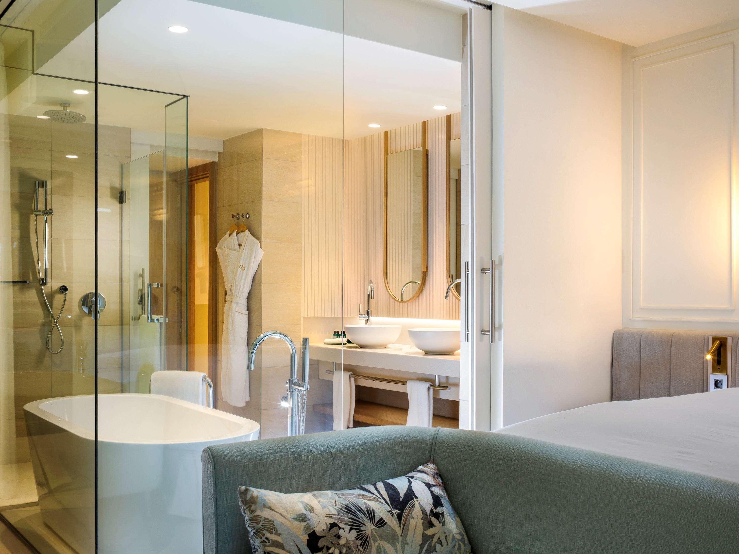 Double Executive Superior