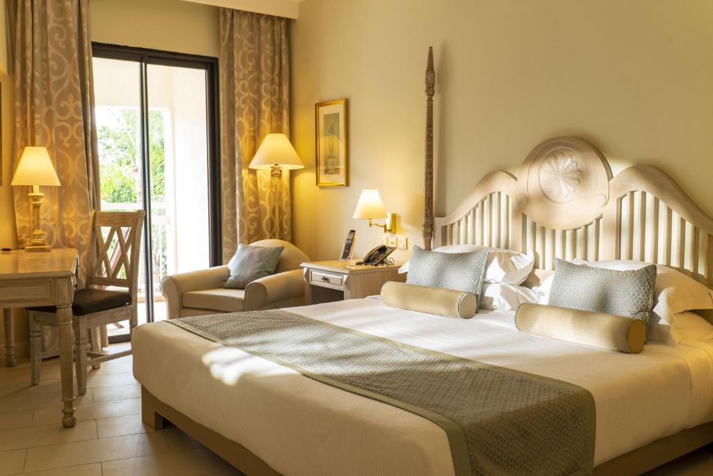 Junior Suite Capacity 3 One Bedroom