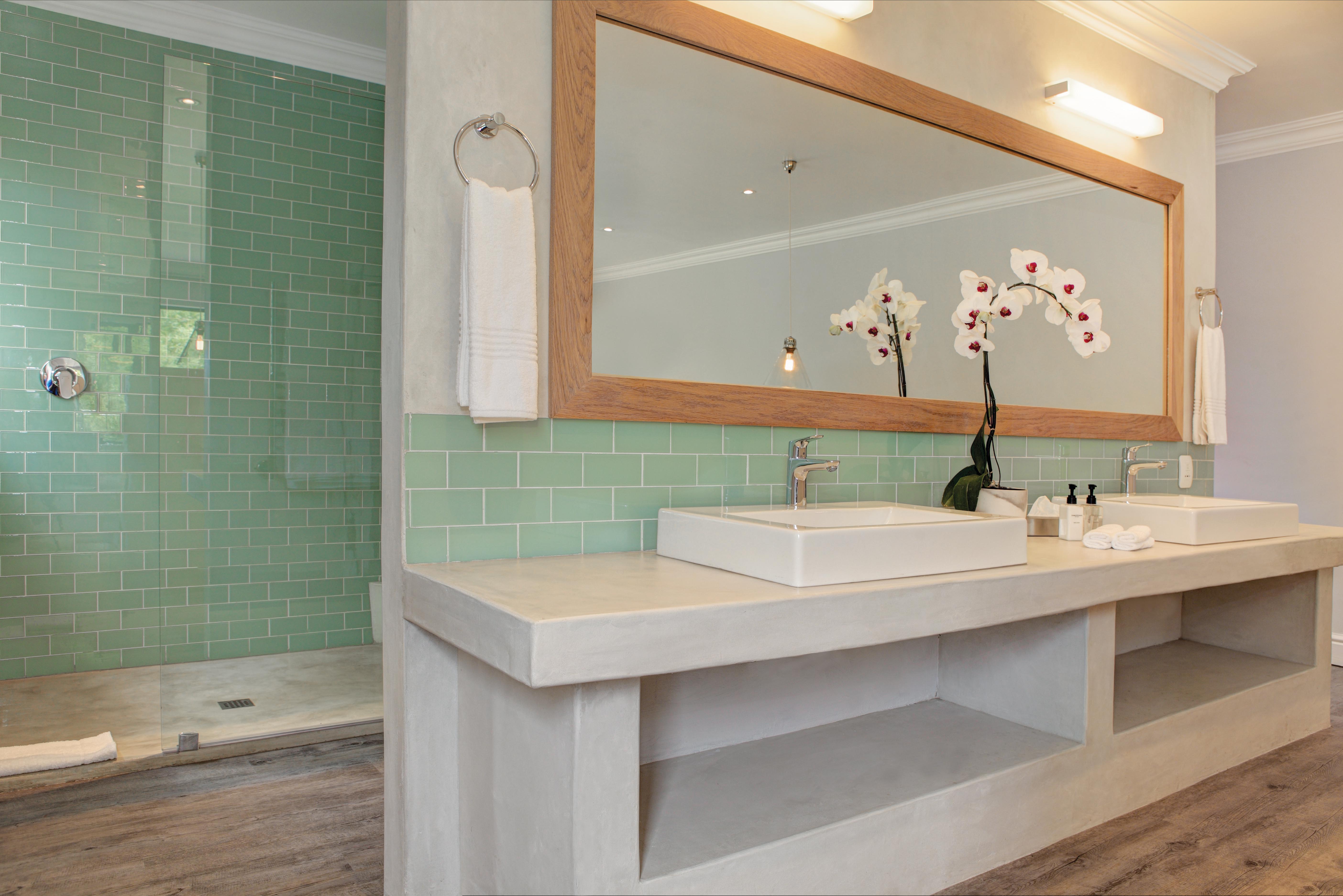 Family Room Superior Garden View