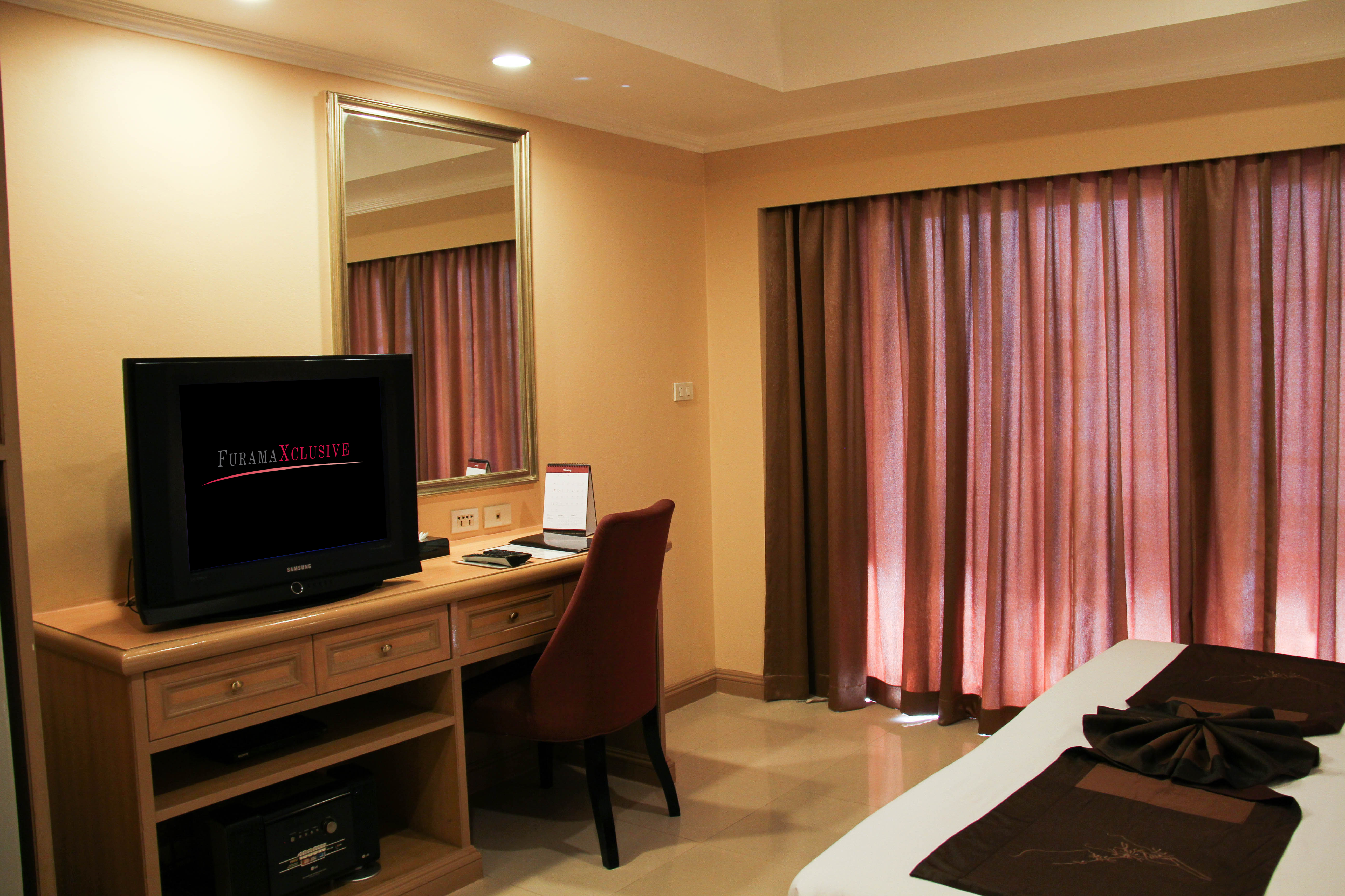 Double or Twin Deluxe