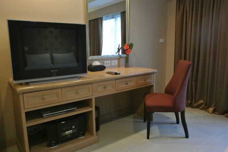 Double or Twin Deluxe