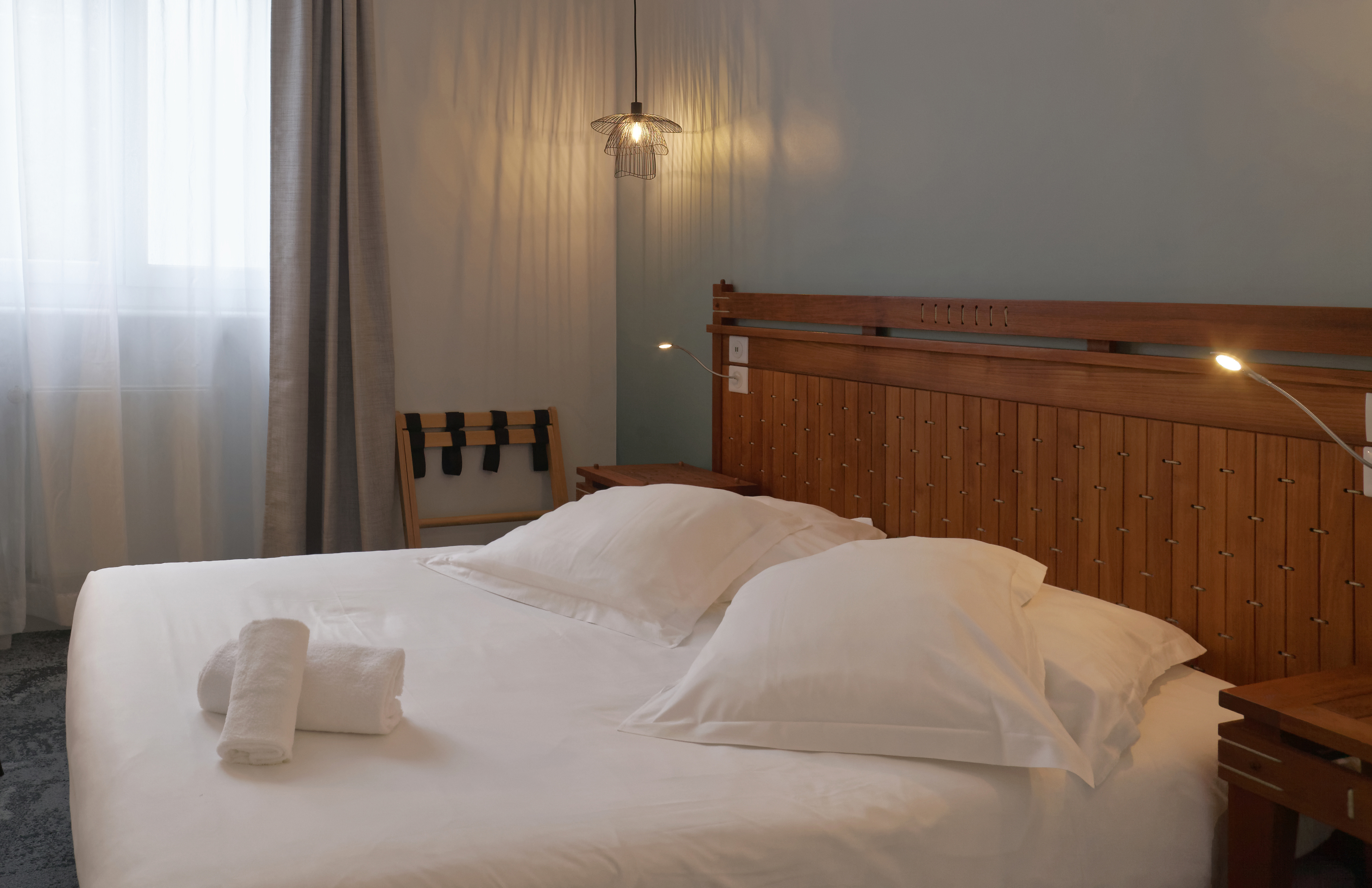 Double or Twin Standard