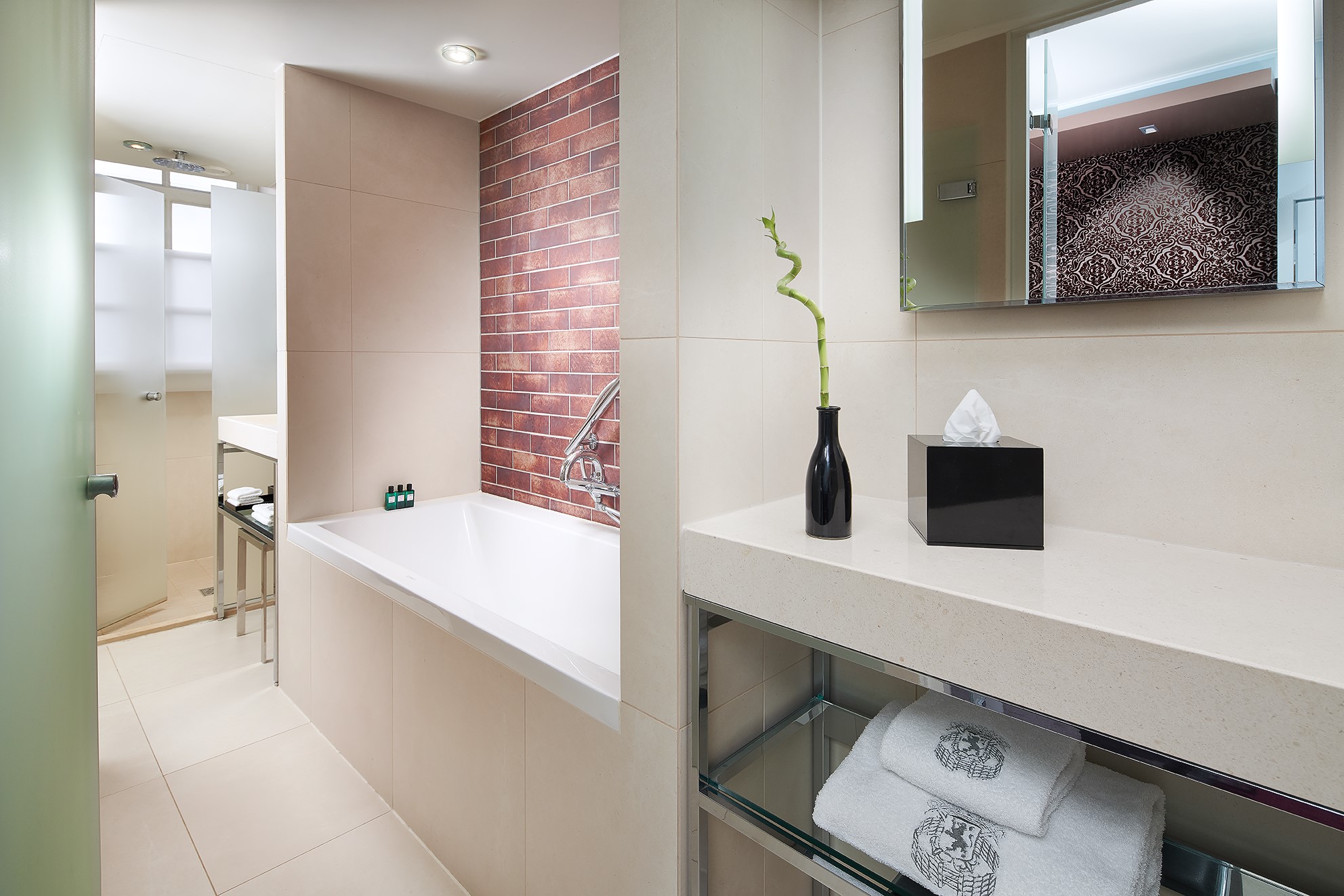 Double Single Luxury