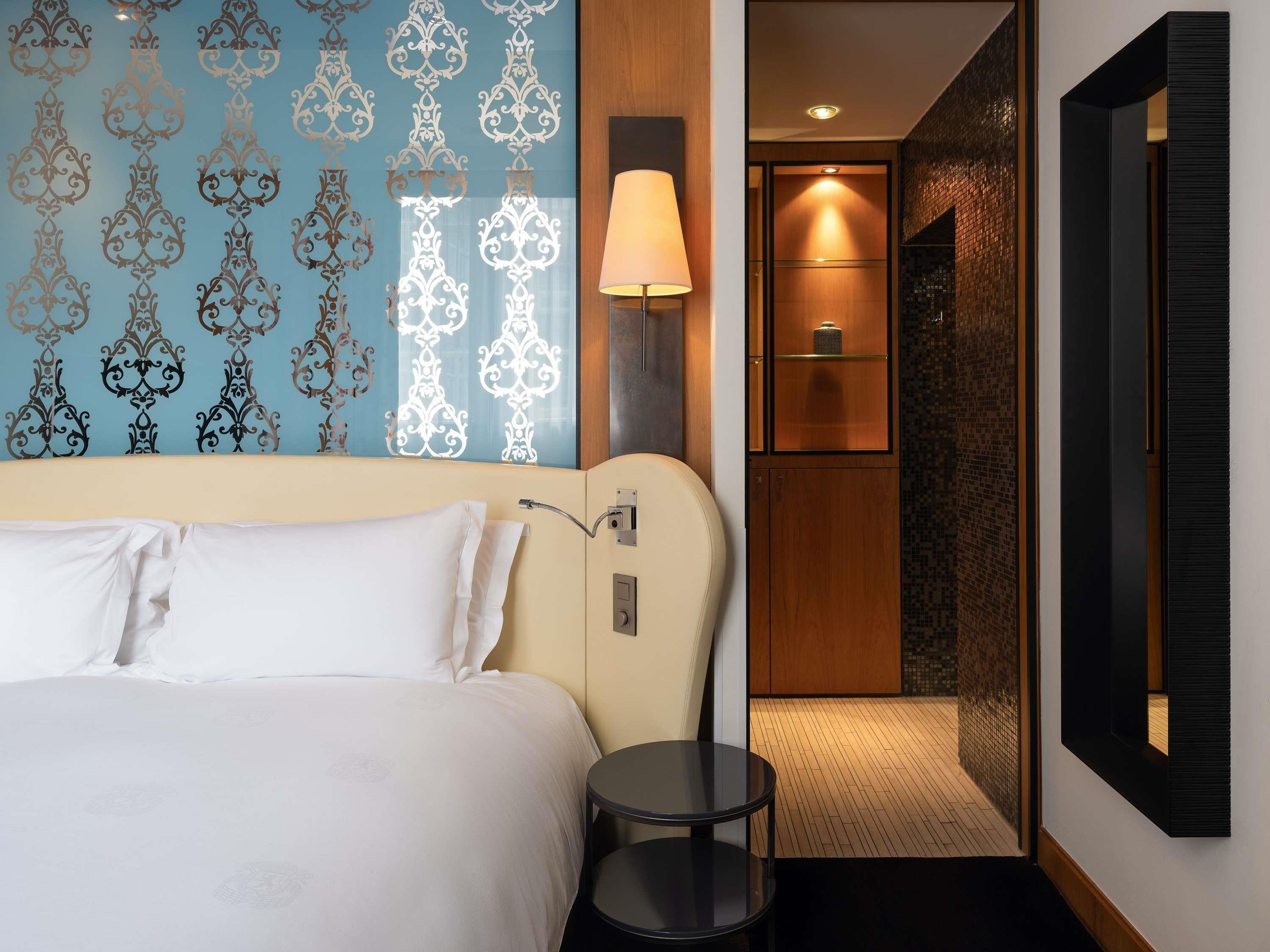 Suite Garden View King Bed