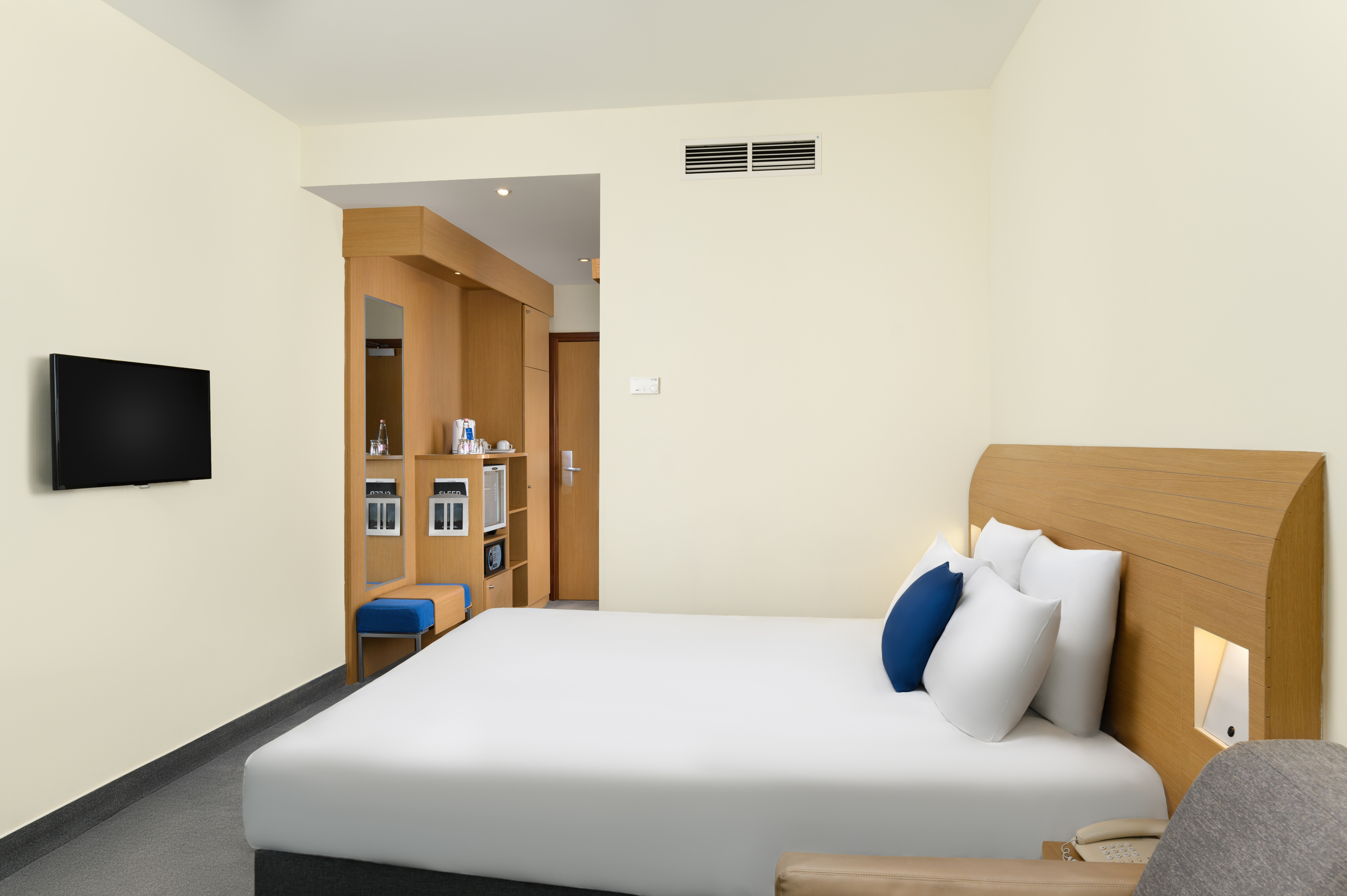 Family Room Superior with Double Bed