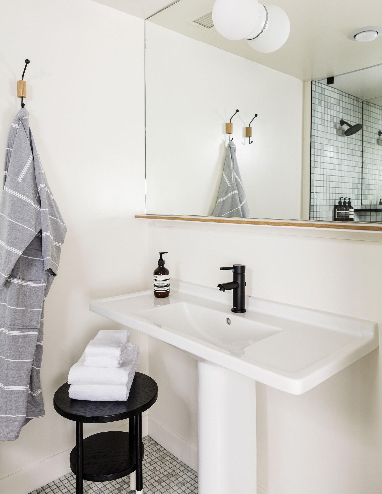 Studio Two Bedrooms Accessible