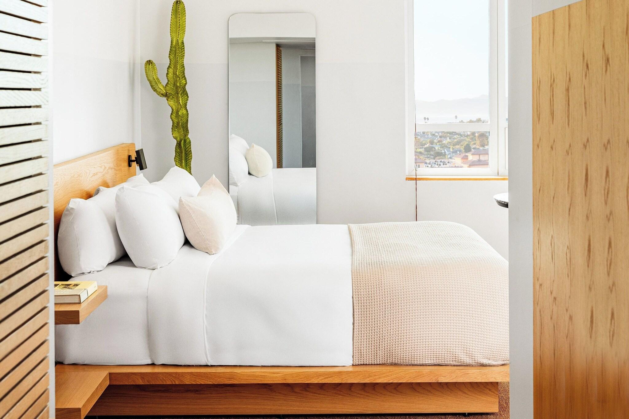 Studio Two Bedrooms Accessible