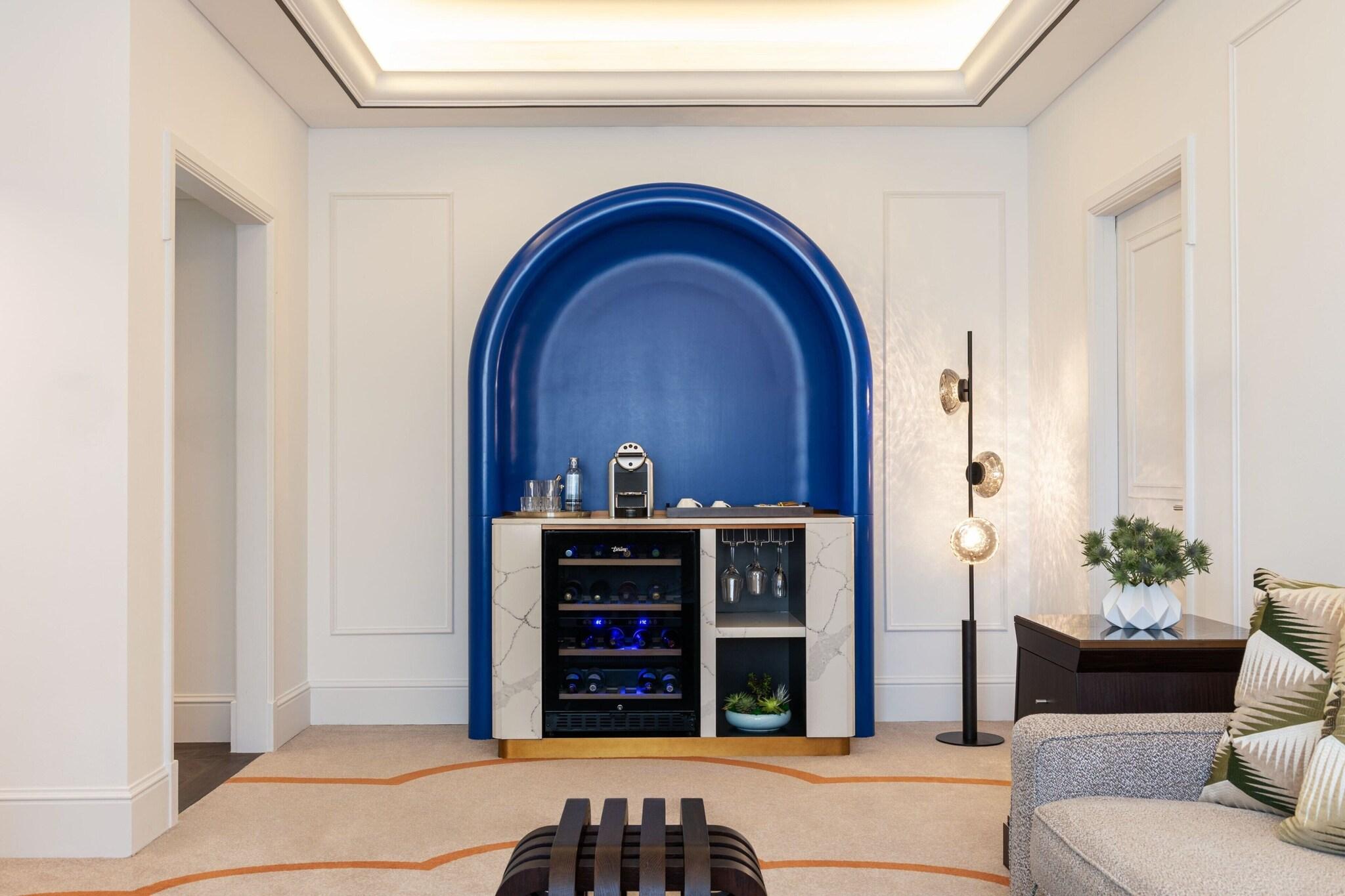 Suite Deluxe with Views