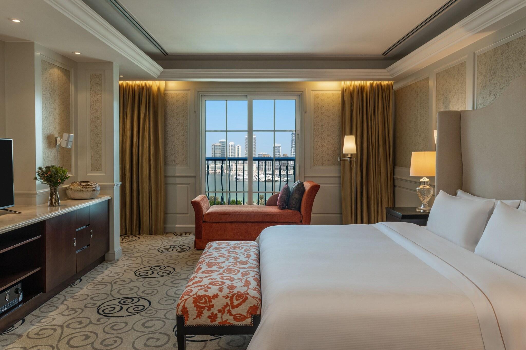 Suite Grand with Views