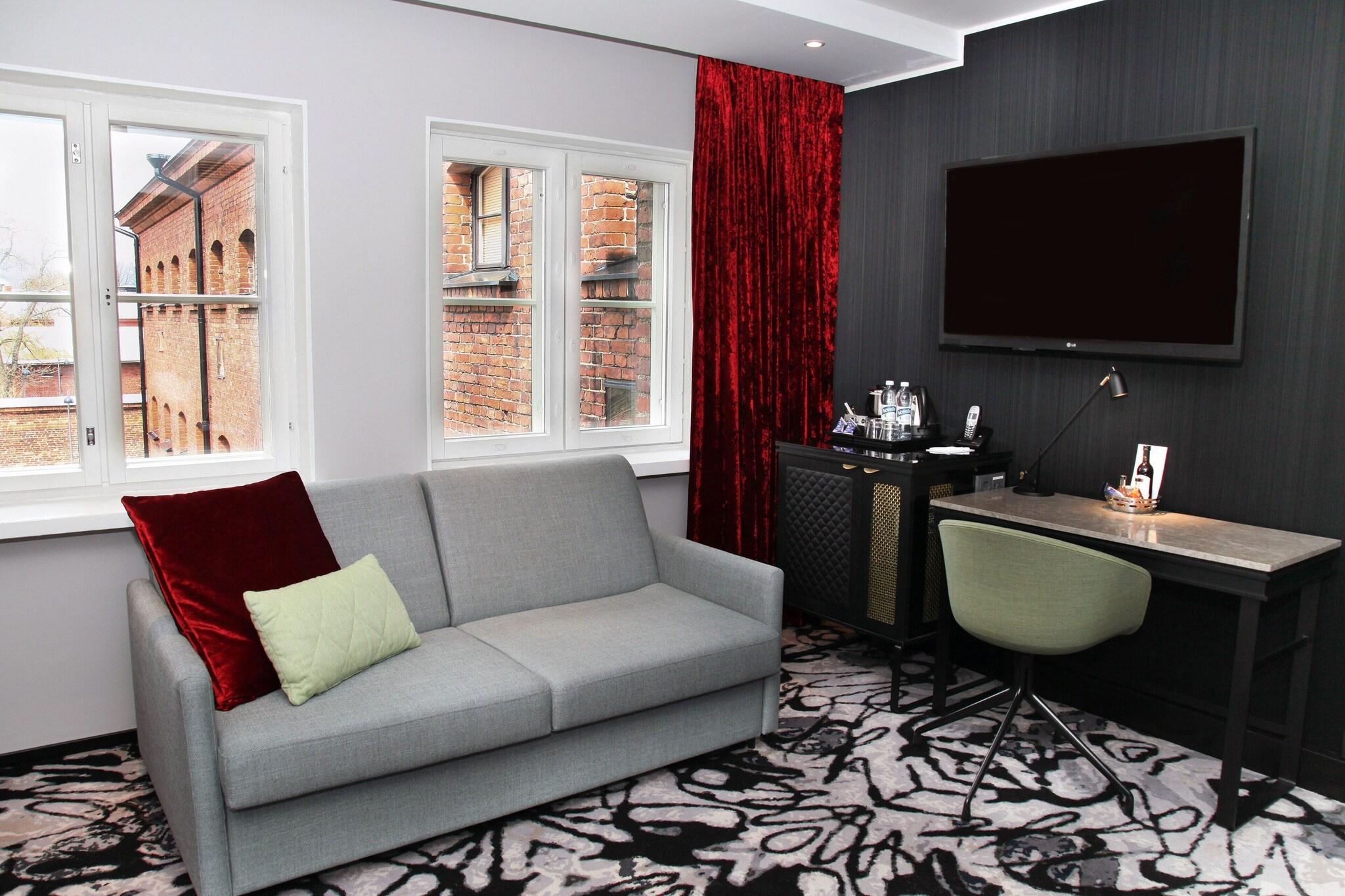 Double or Twin Superior King Bed