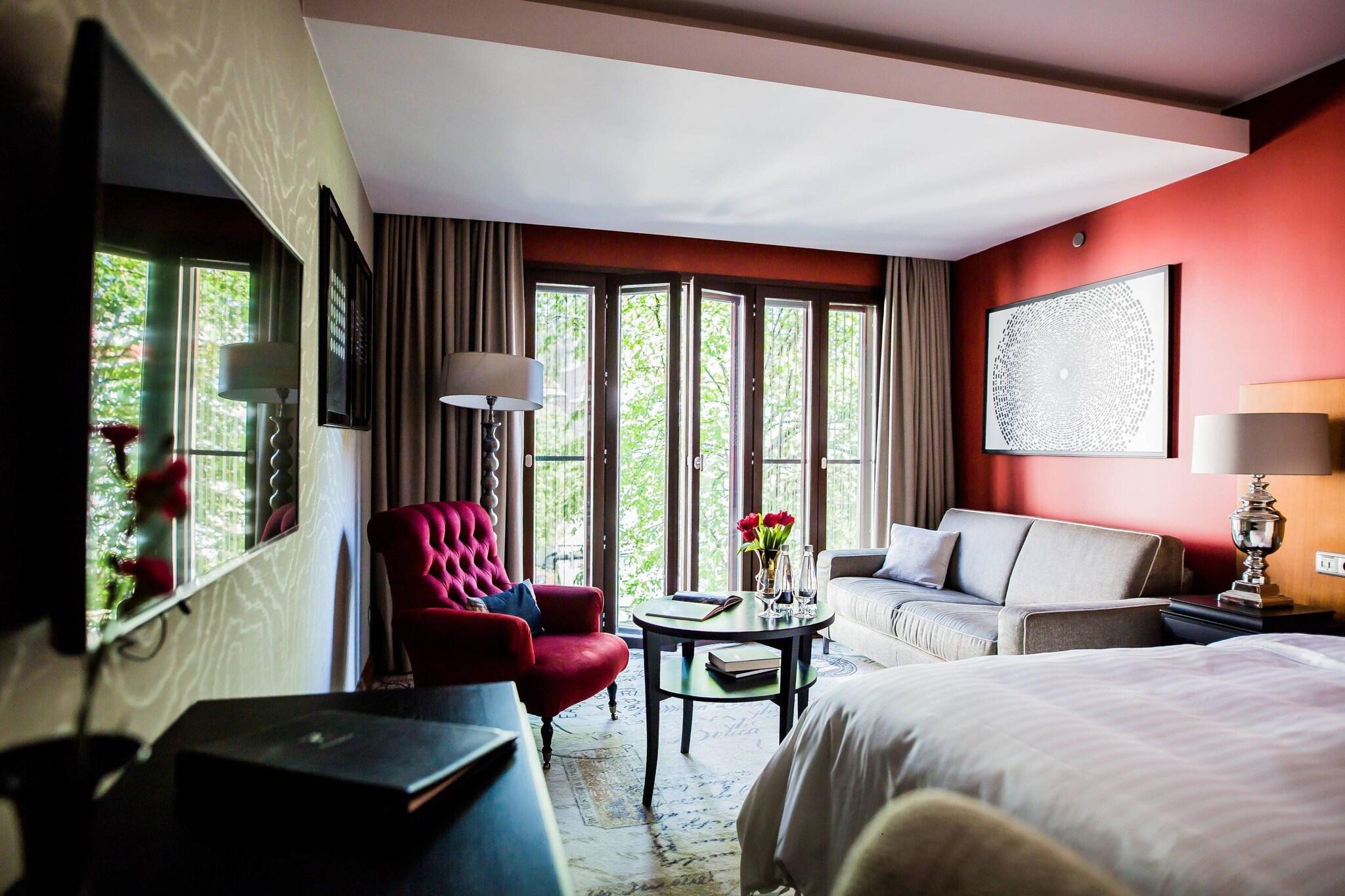 Double Executive King Bed