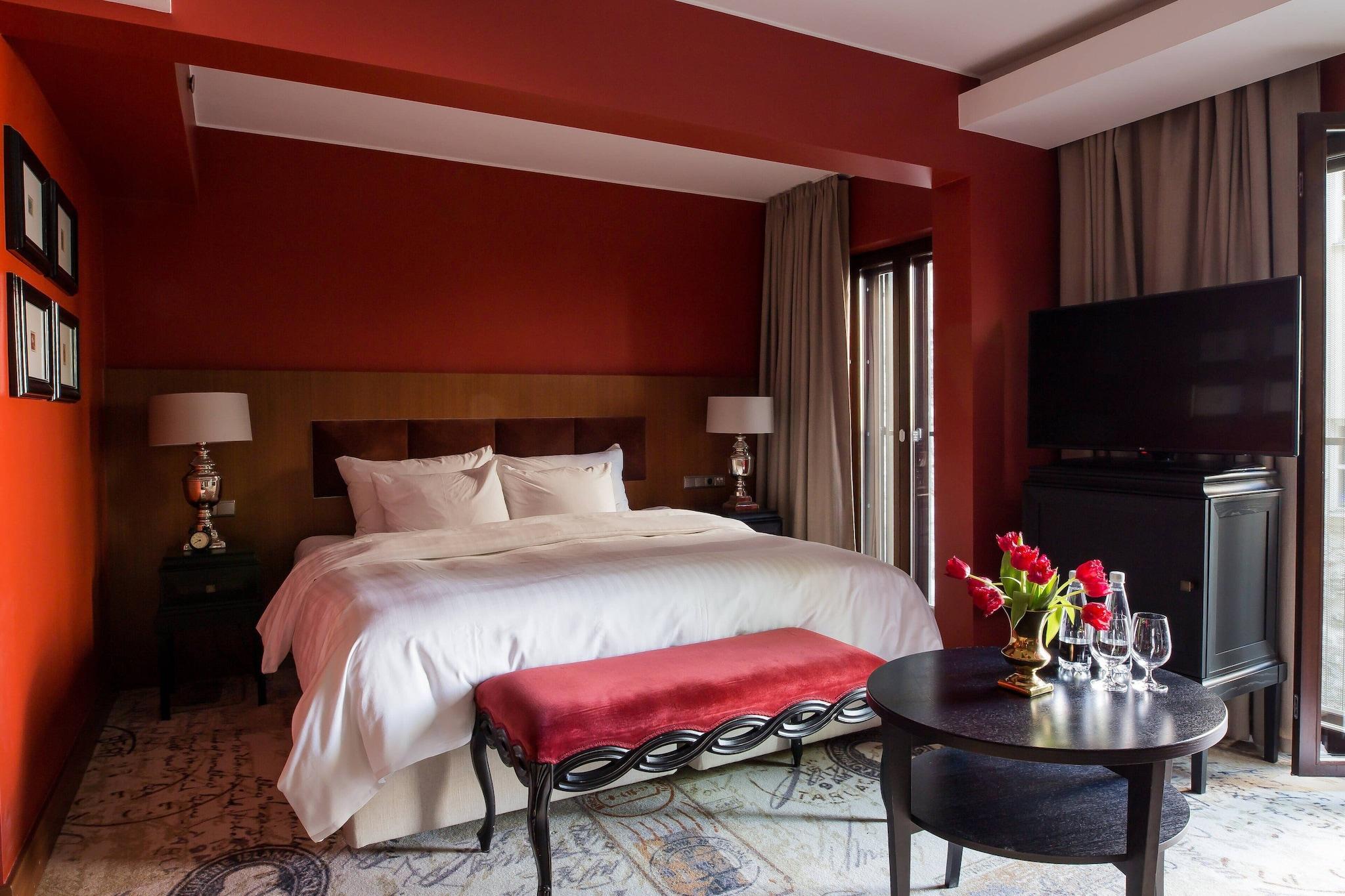 Junior Suite with Views