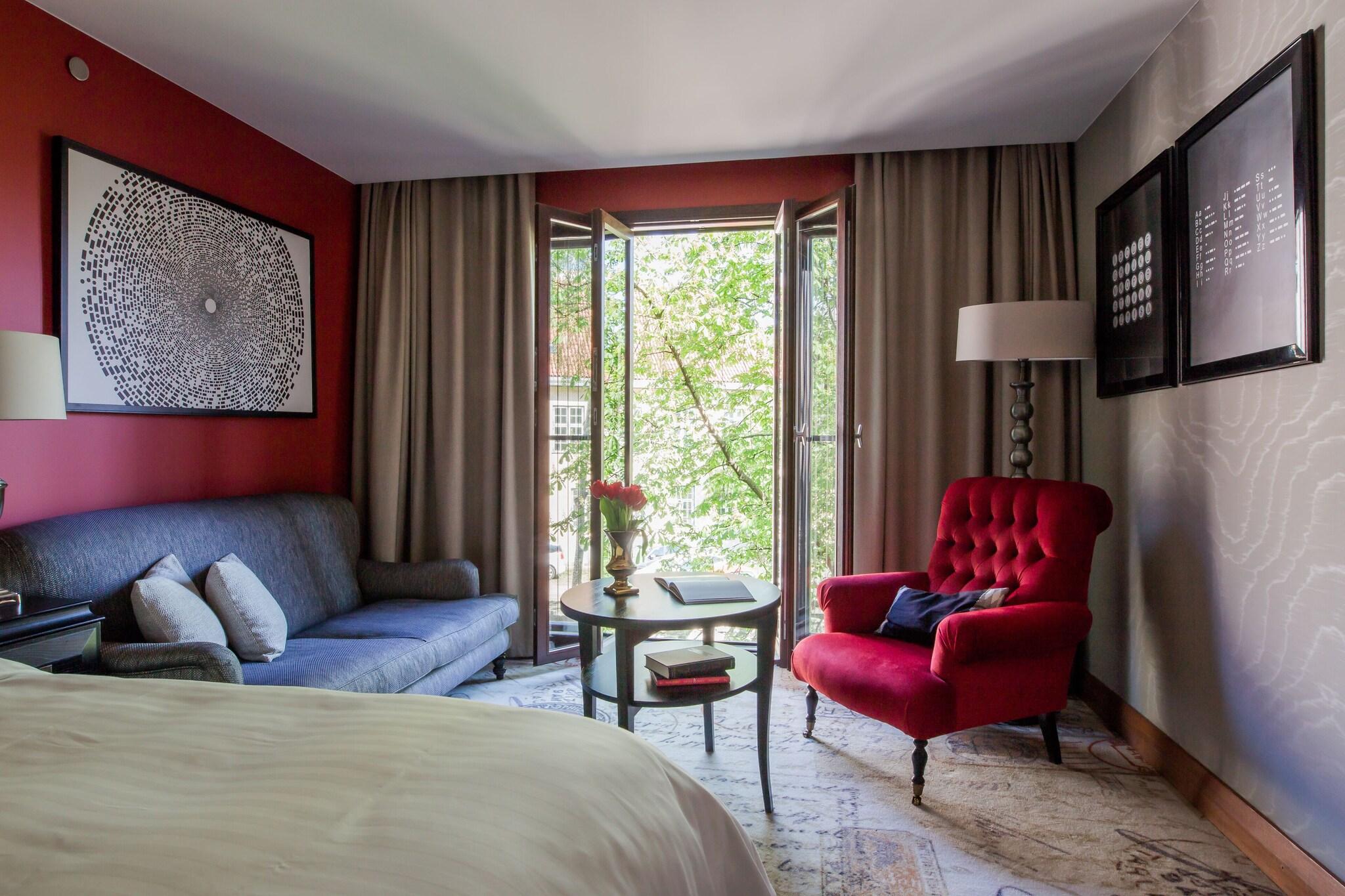 Double Executive King Bed