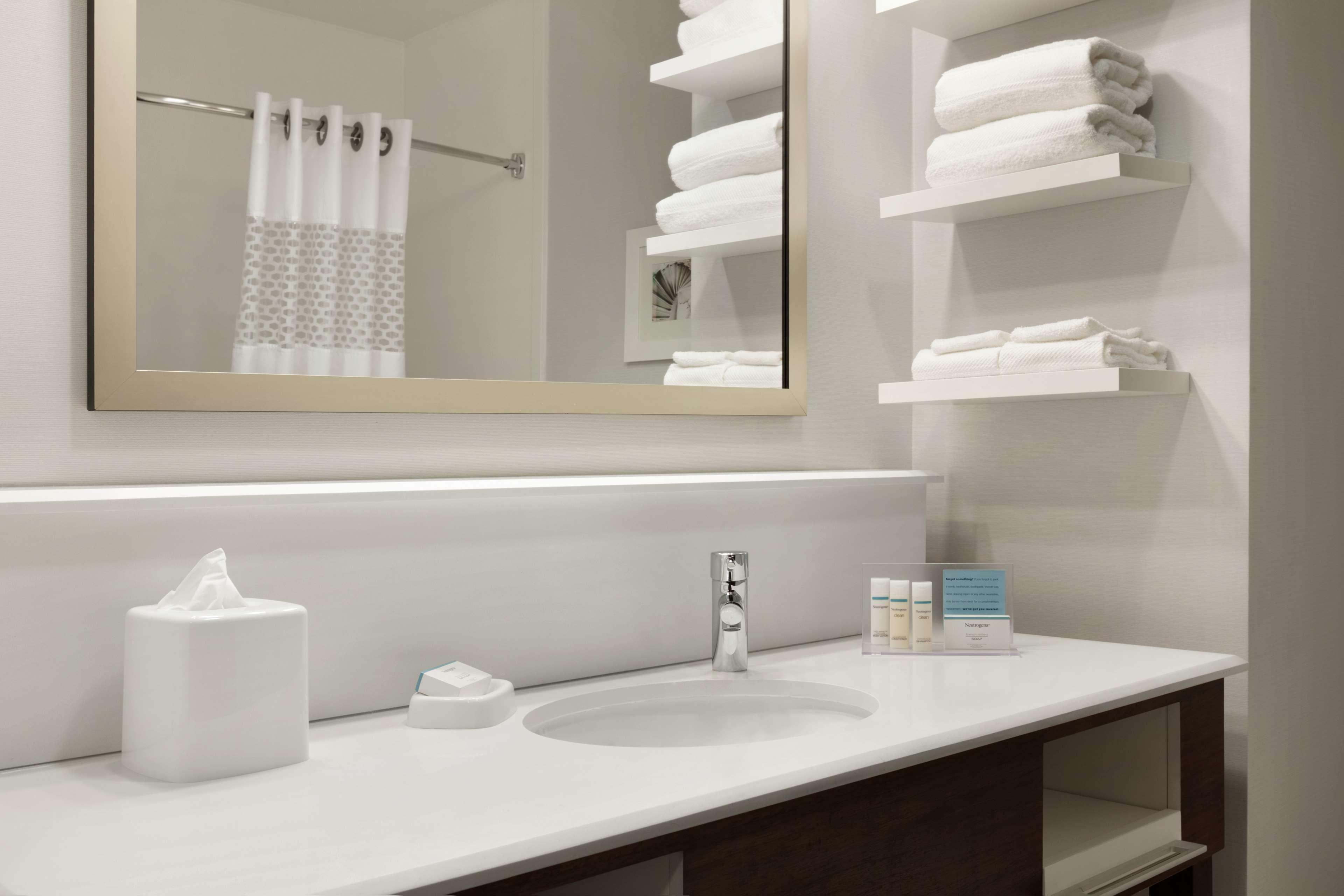 Suite King Bed Non Smoking