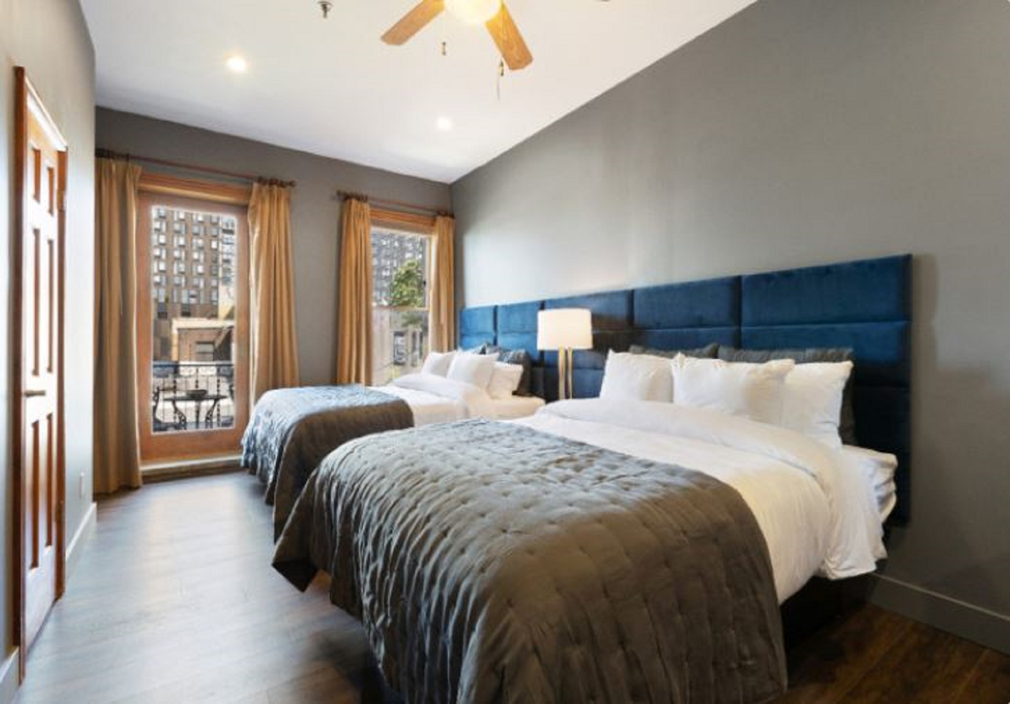 Double Deluxe Two Beds