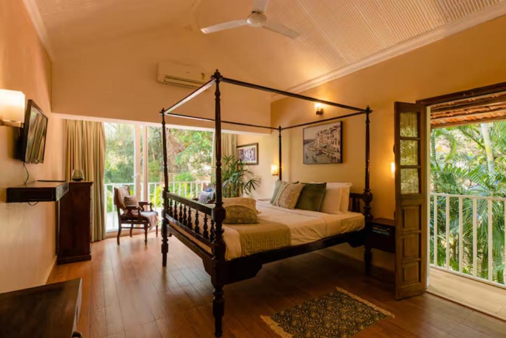 Villa Capacity 9 Four Bedrooms