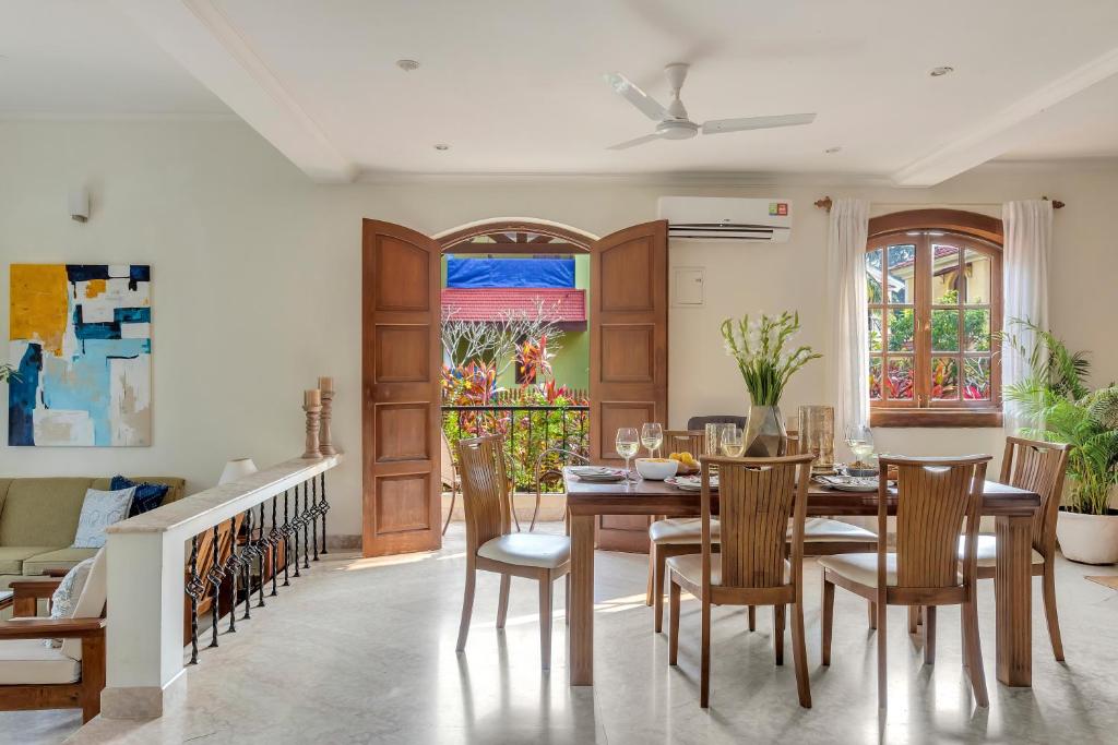 Villa Capacity 8 Three Bedrooms