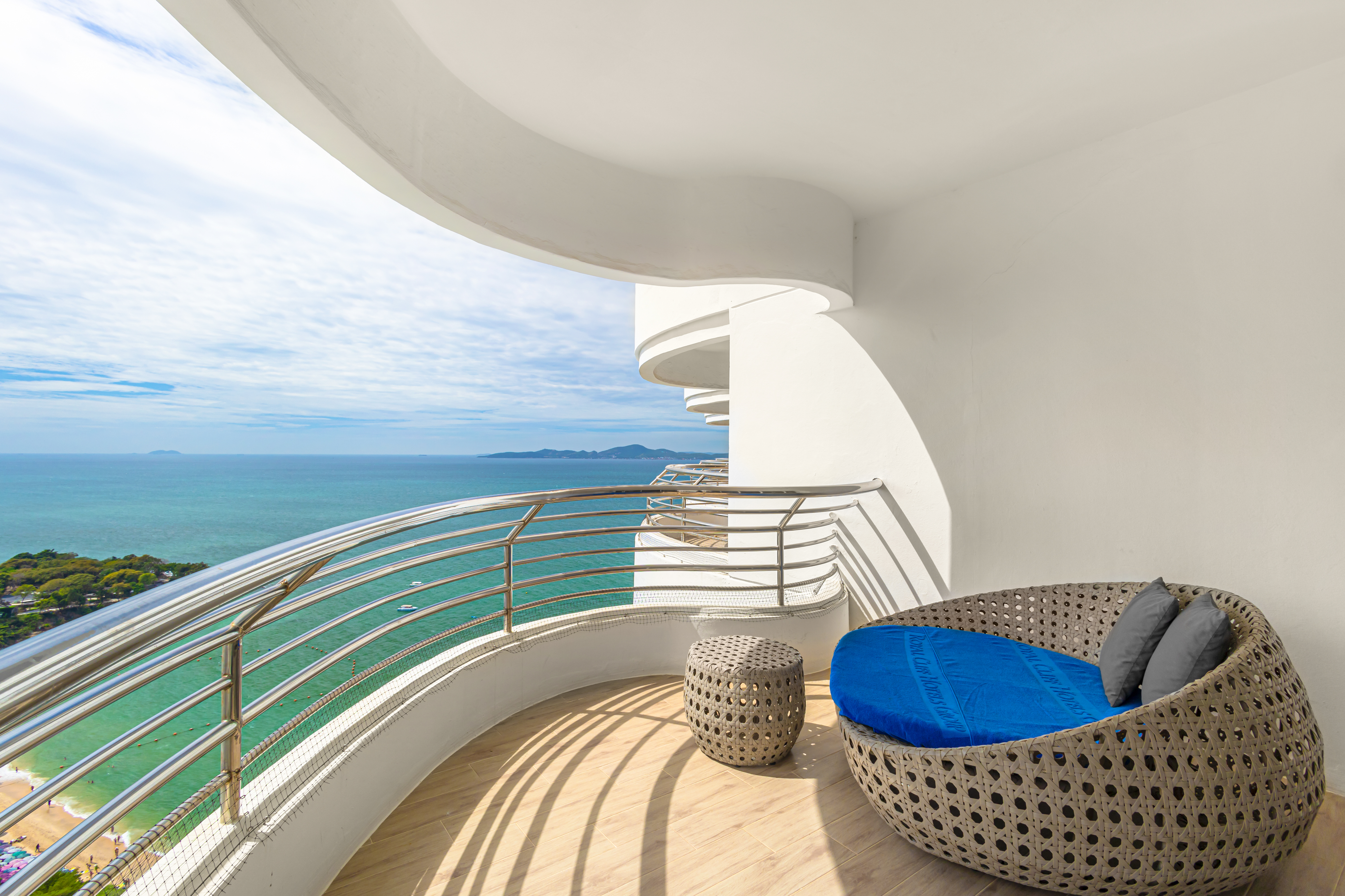 Double or Twin Sea View