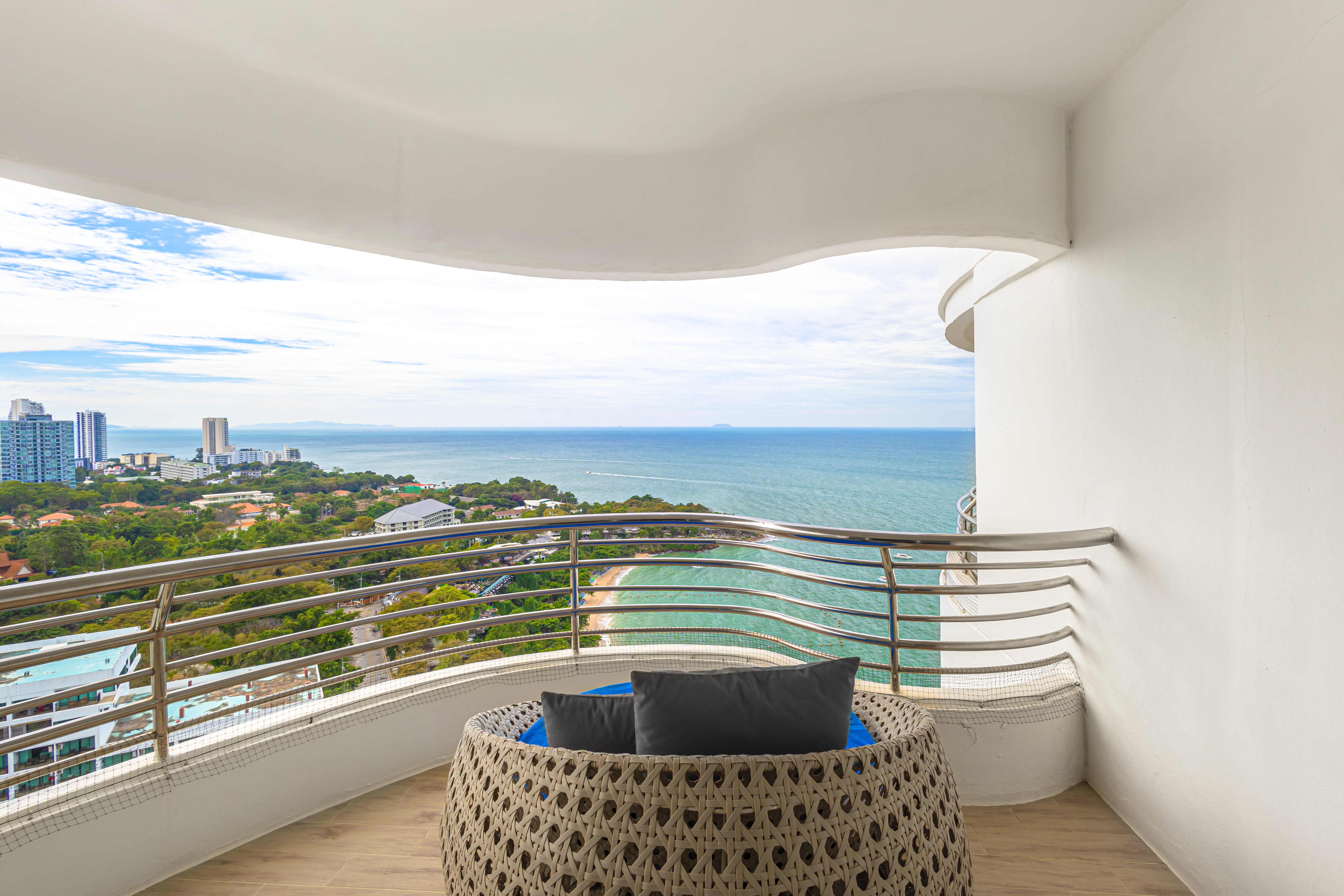 Double or Twin Sea View