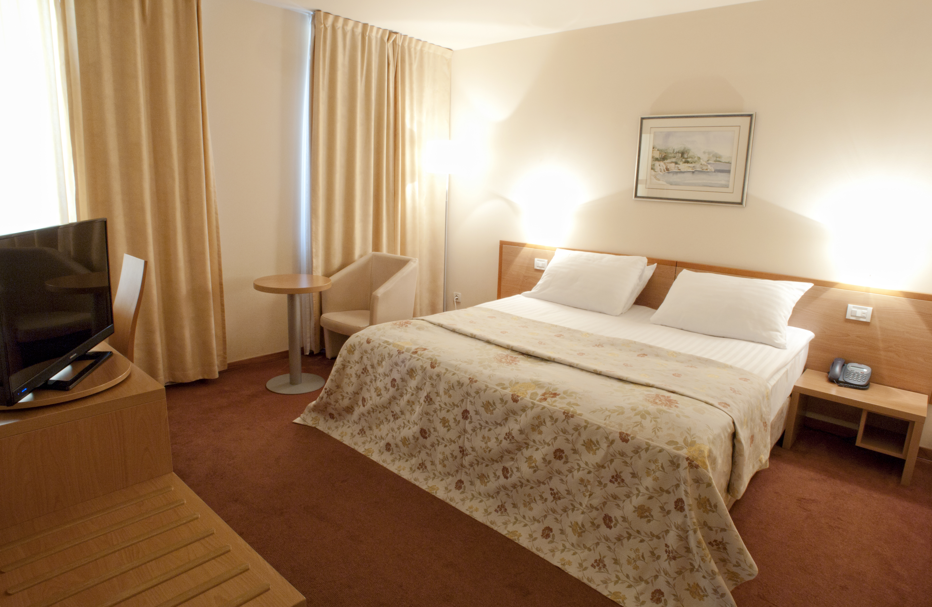 Double or Twin Standard