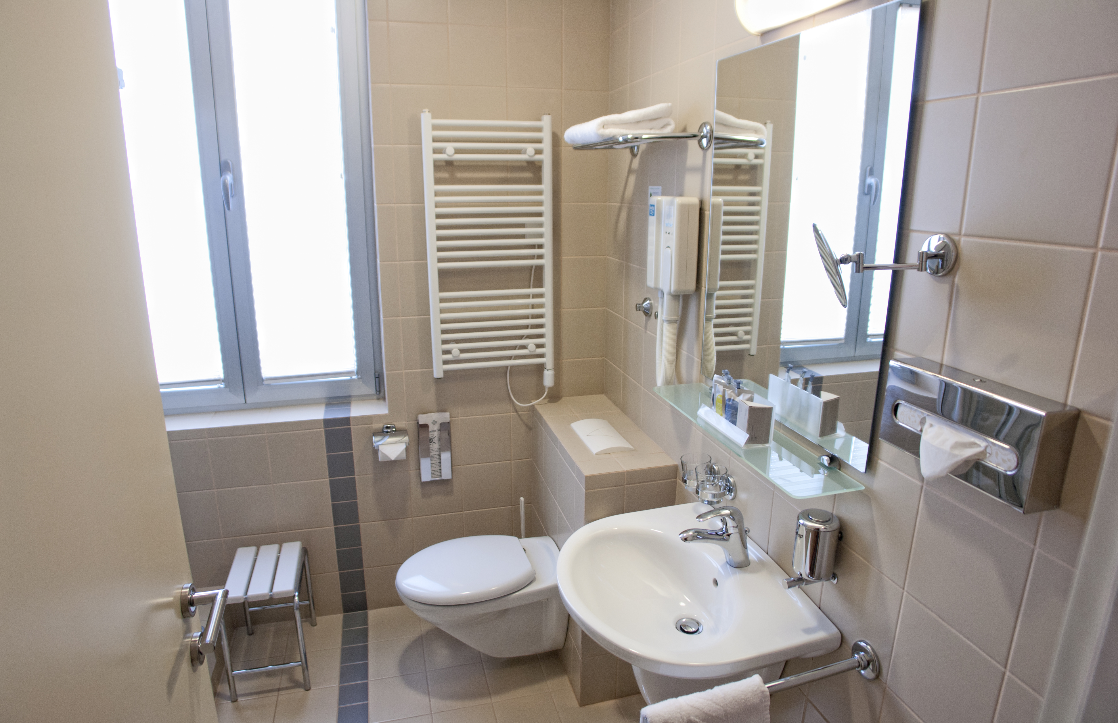 Double or Twin Standard