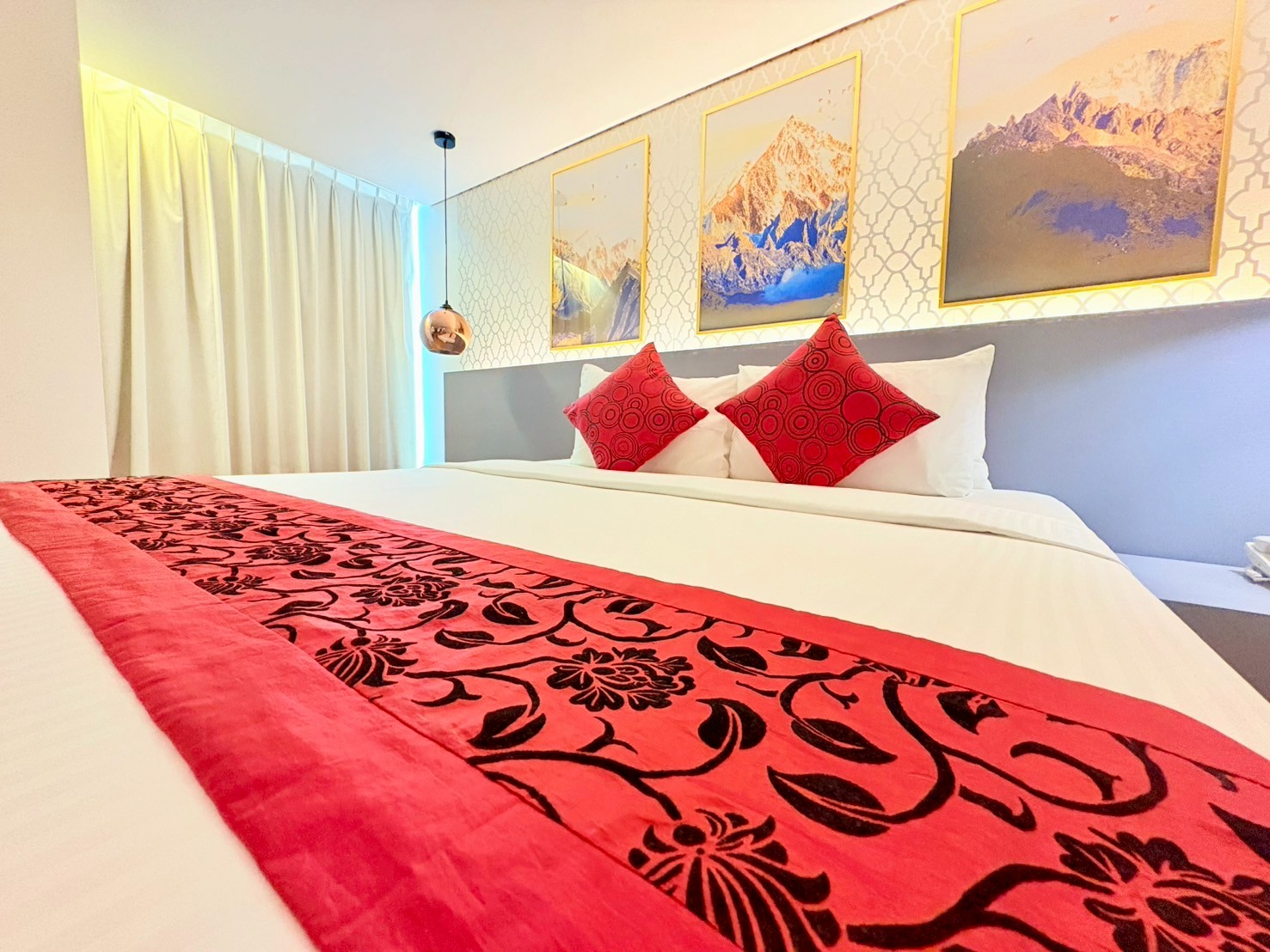 Double or Twin Deluxe Executive