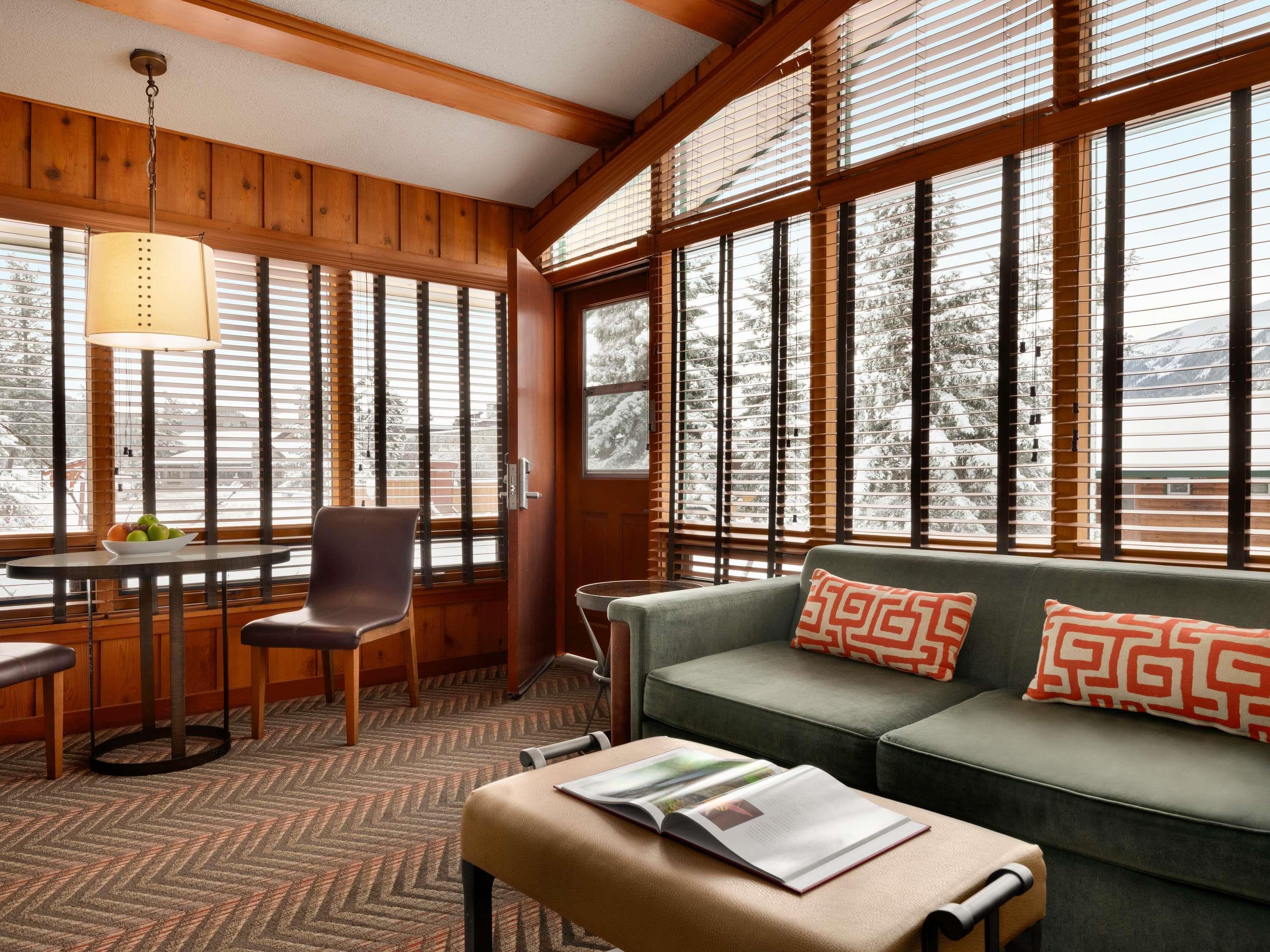 Junior Suite King Size Bed