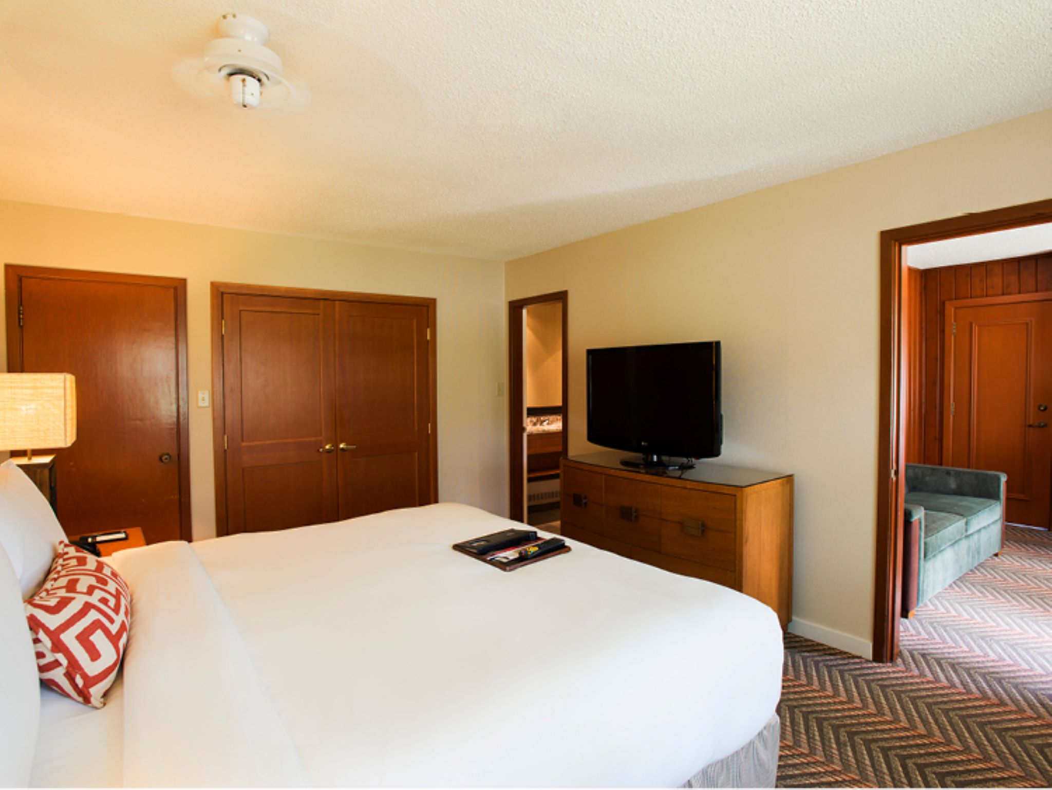 Double Premier King Bed