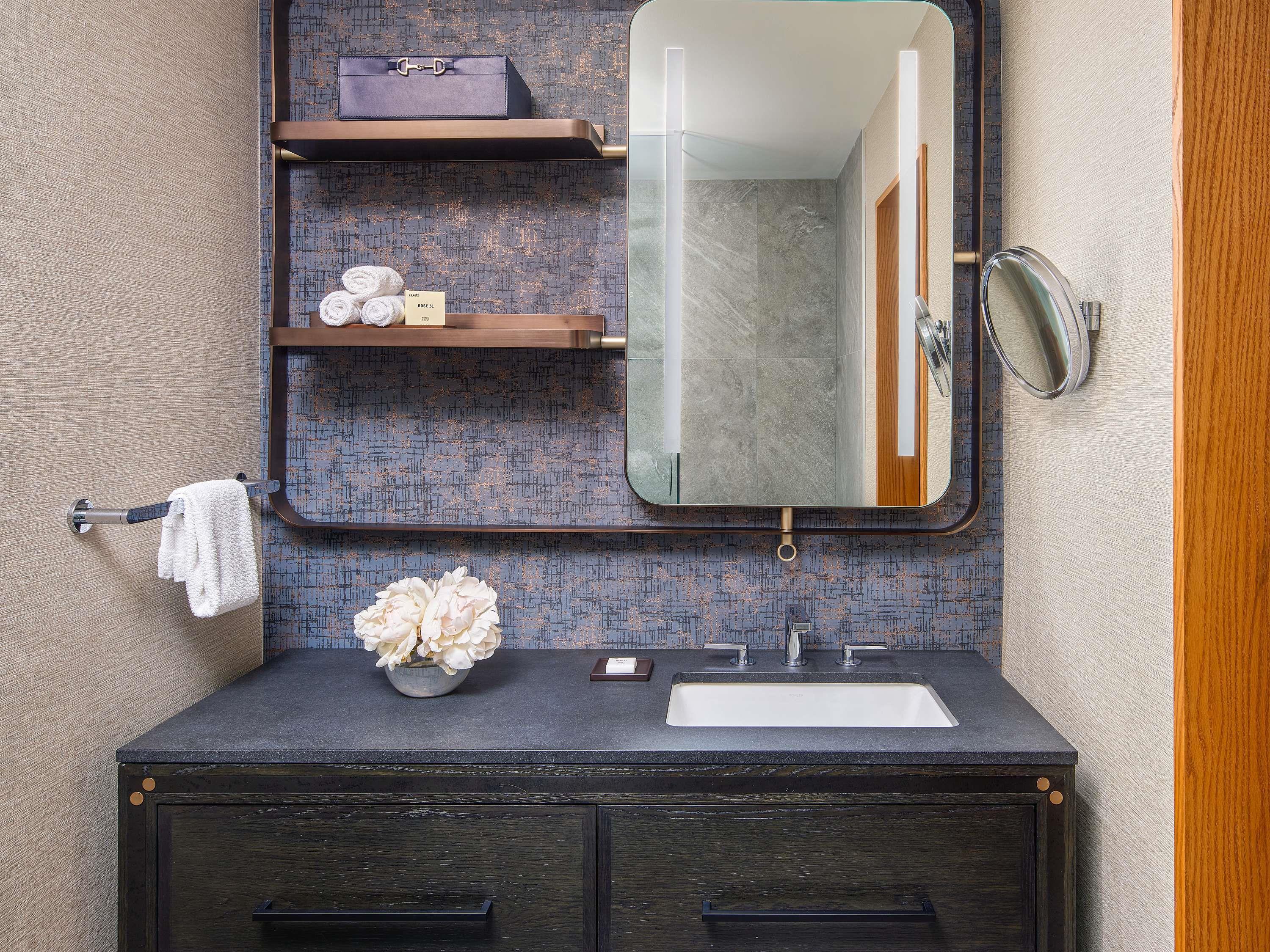 Junior Suite Lake View