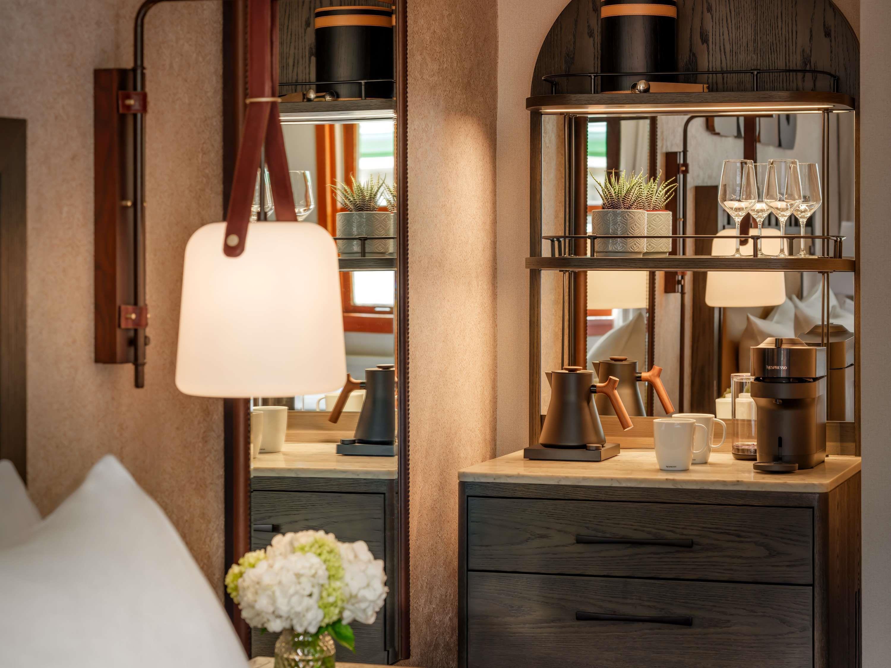 Double Deluxe Premier