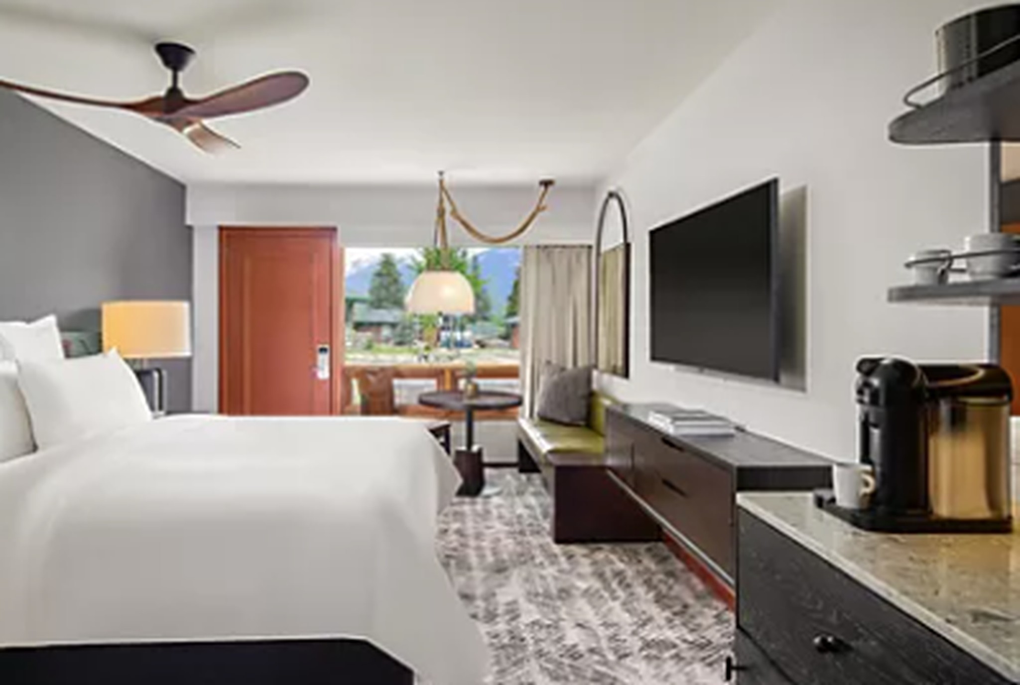 Double Deluxe Two Queen Beds