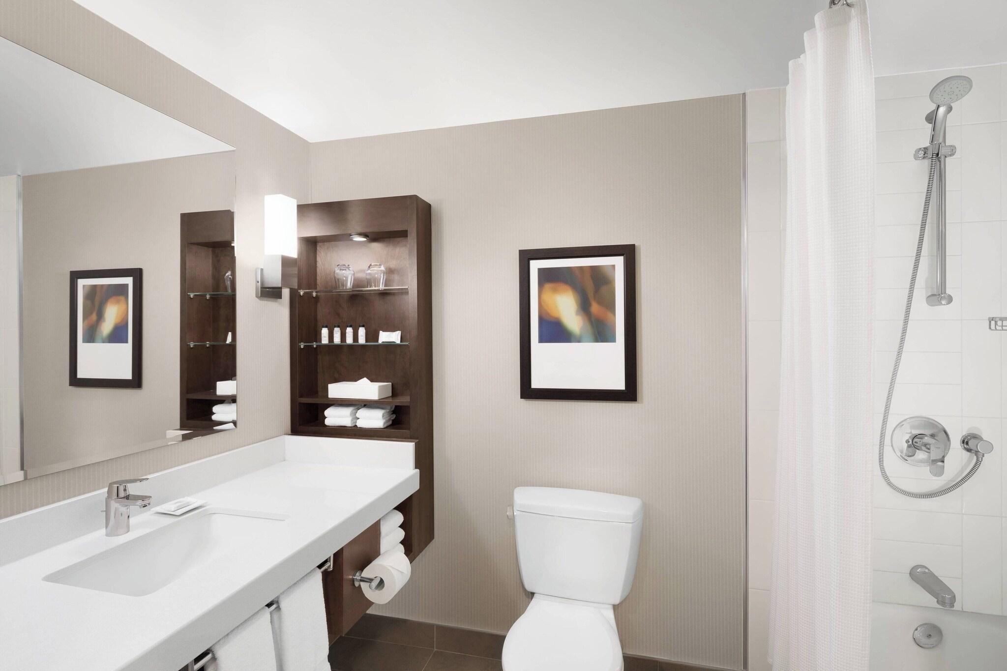 Double Club Two Queen Beds