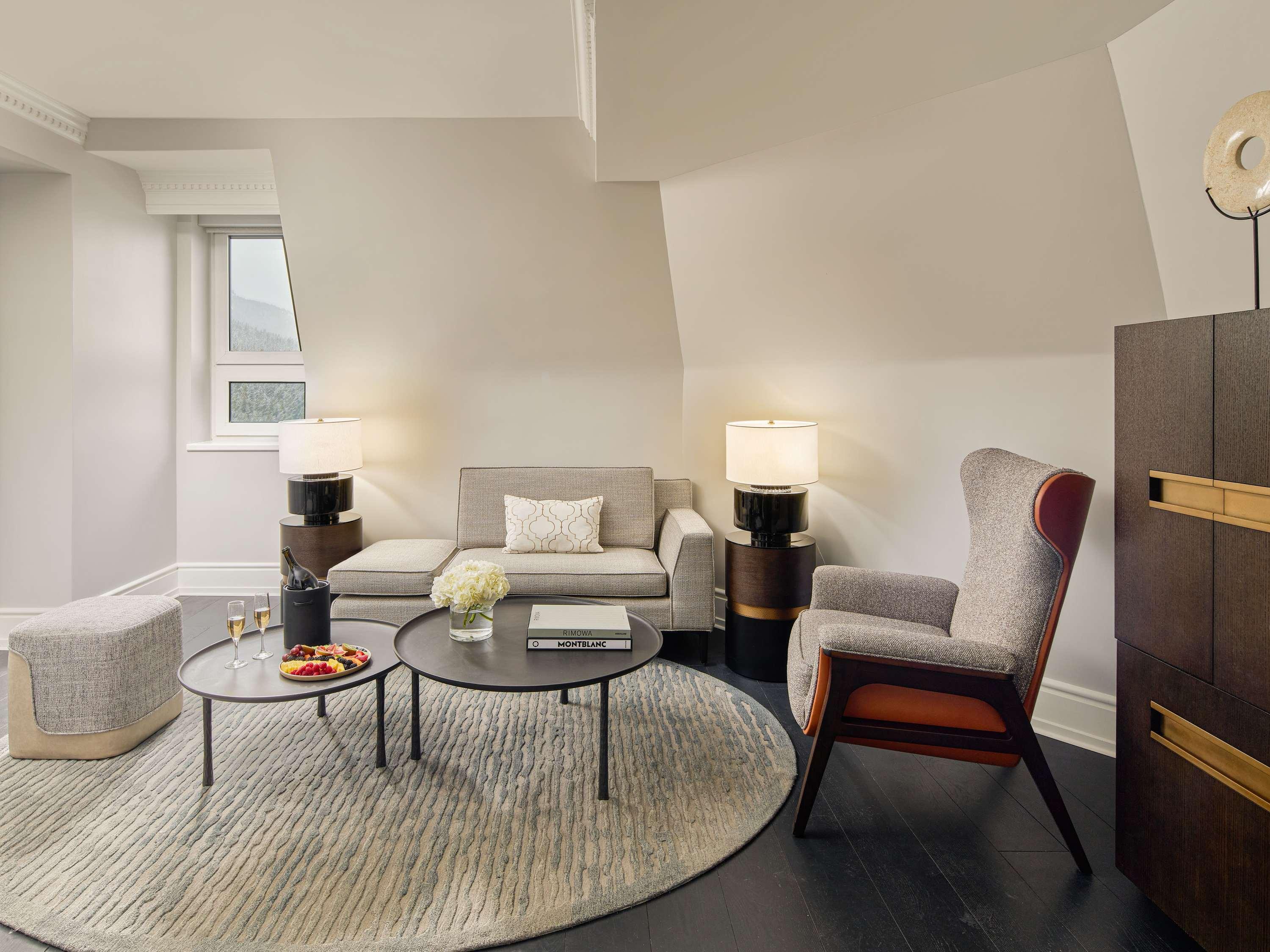 Suite Queen Size Bed